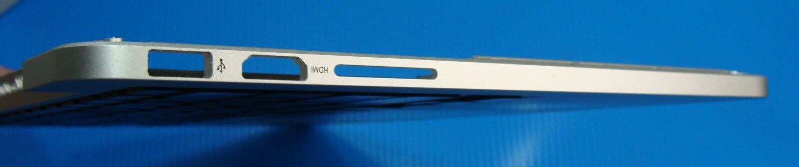 MacBook Pro A1502 2015 MF839LL/A MF840LL/A 13 OEM Top Case w/Battery 661-02361