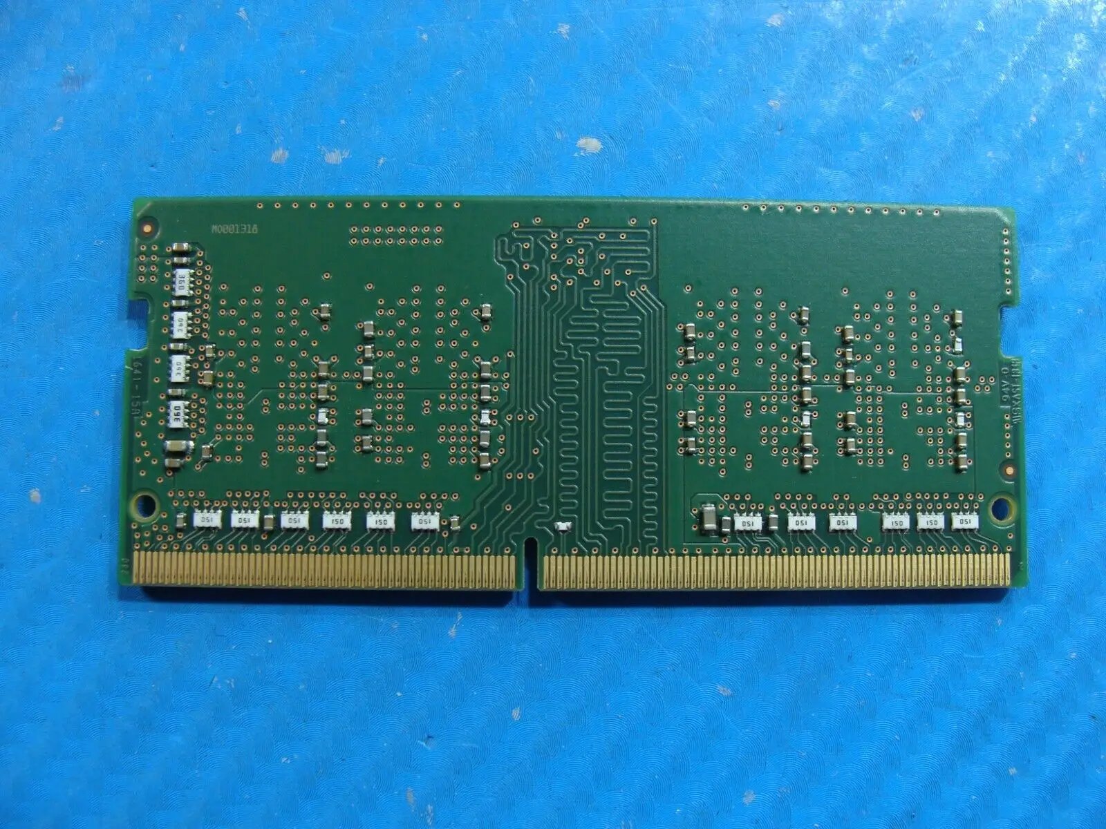 Dell 15 9560 SK Hynix 4GB 1Rx16 PC4-2400T Memory RAM SO-DIMM HMA851S6AFR6N-UH