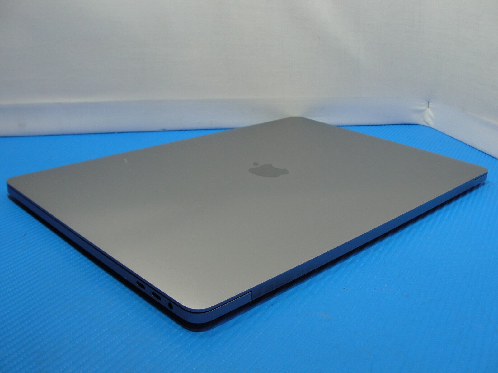 Apple Macbook Pro 16