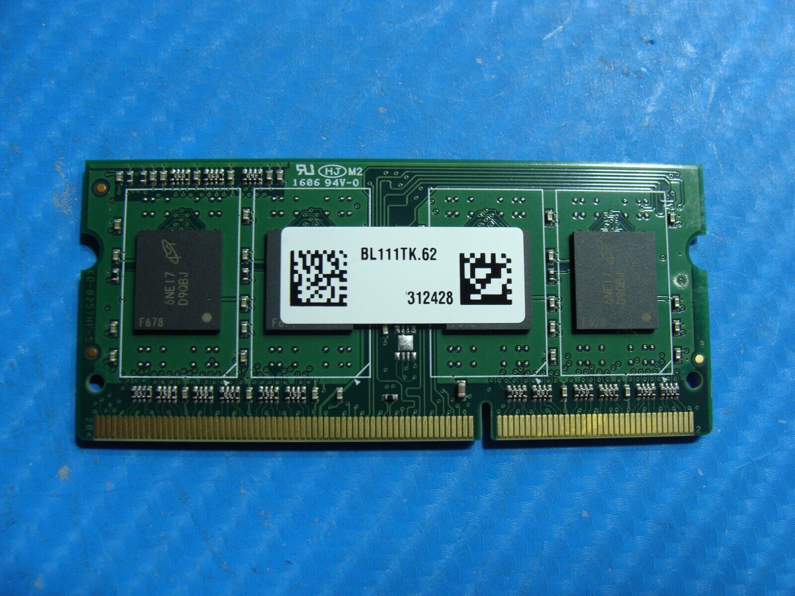 MacBook Pro A1286 Crucial 4GB DDR3L-1600 Memory RAM SO-DIMM CT4G3S160BJM.M8FED