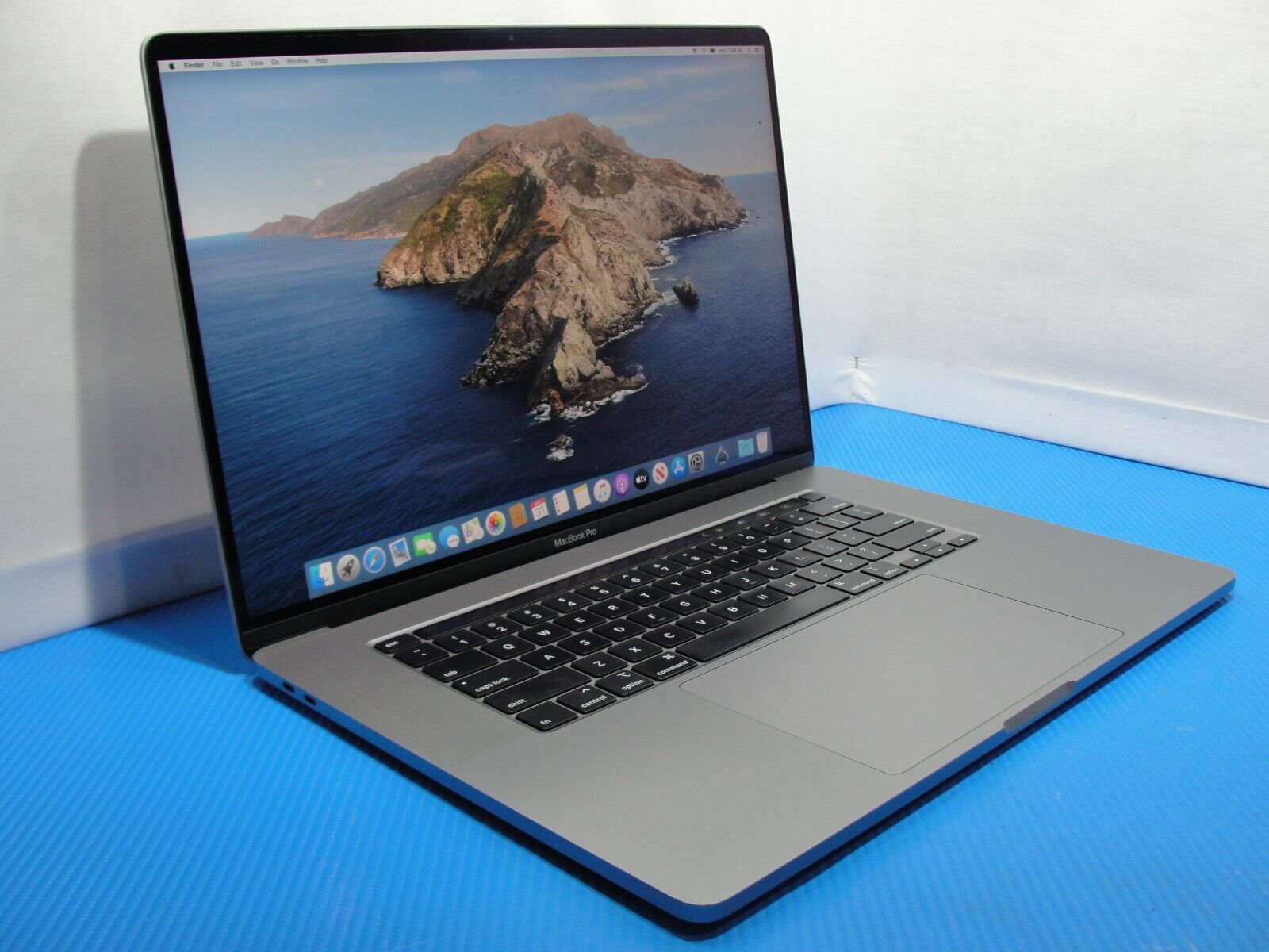 Apple Macbook Pro 16