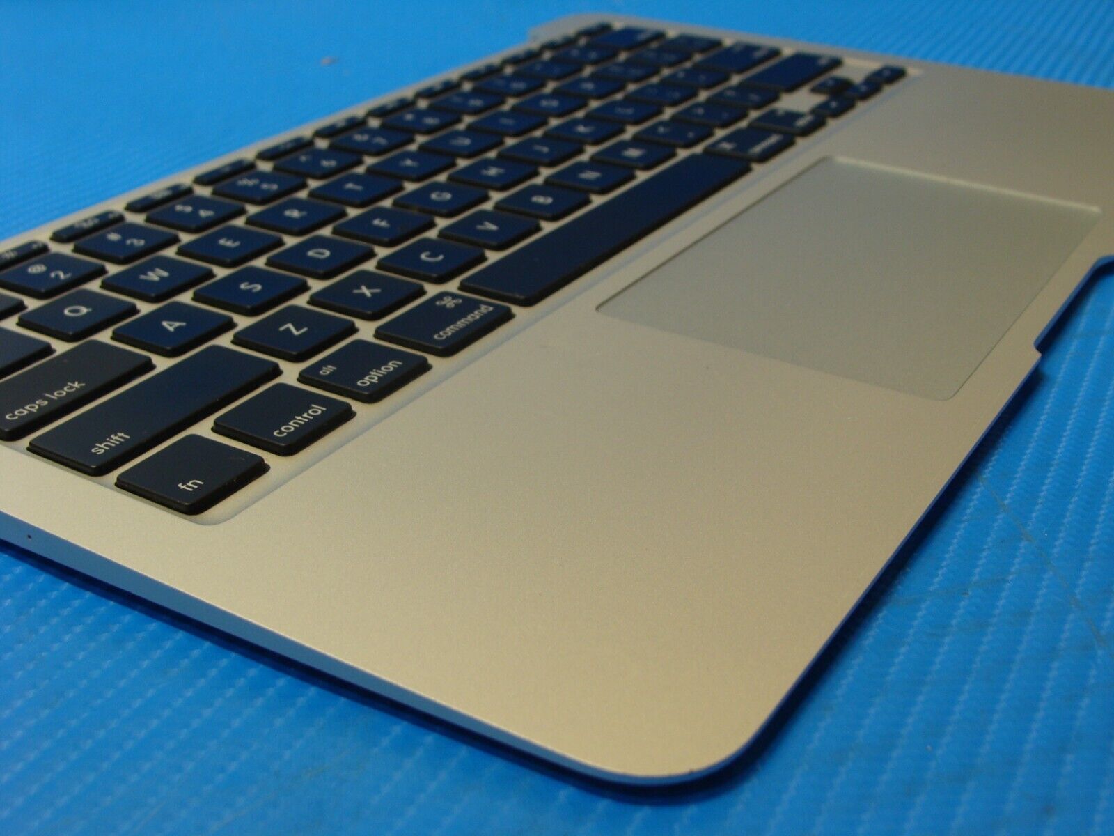 MacBook Air A1465 MJVM2LL/A MJVP2LL/A 2015 Top Case w/Keyboard Trackpad 661-7473