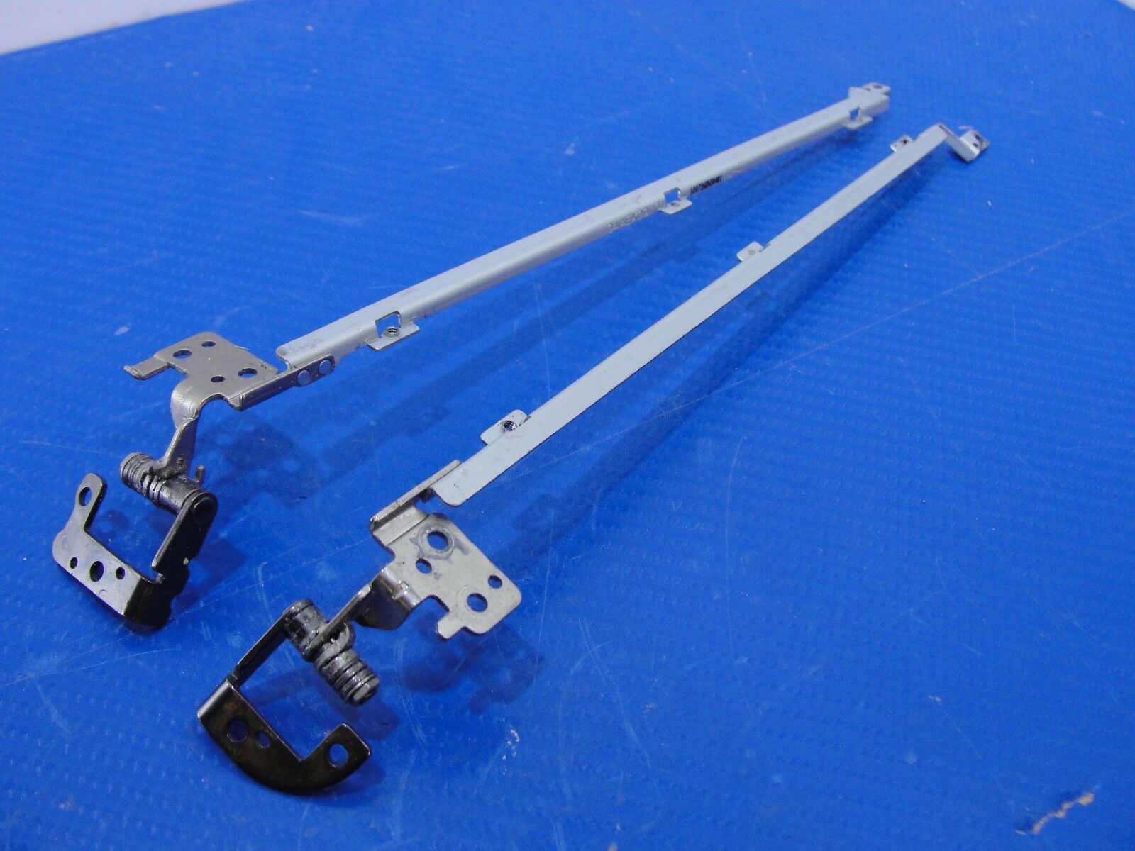 Dell Vostro 13.3” 3300 OEM Hinge Set Left & Right 34.4EX08.101 34.4EX09.101 GLP* - Laptop Parts - Buy Authentic Computer Parts - Top Seller Ebay