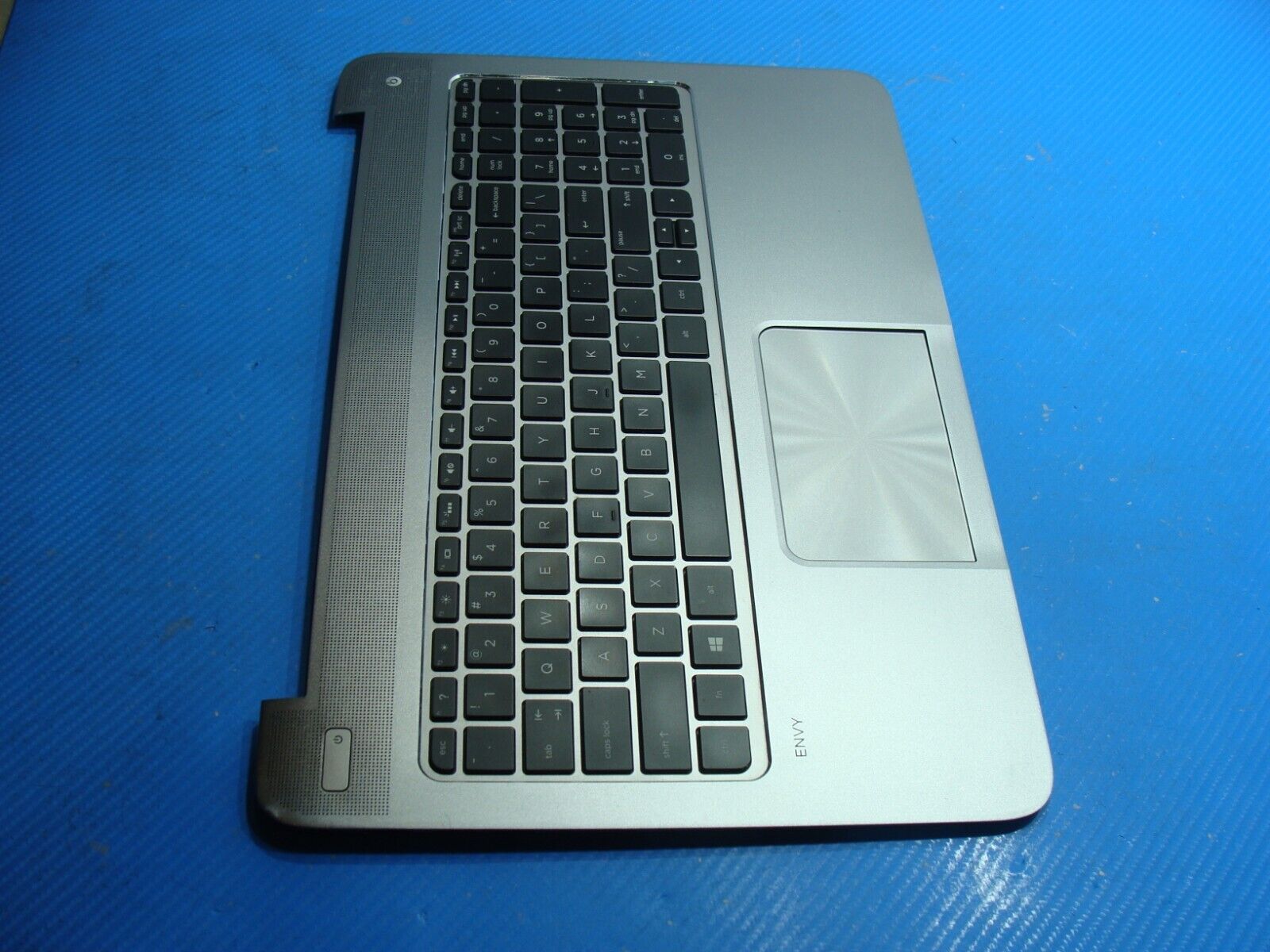 HP Envy TS m6-k102dx 15.6