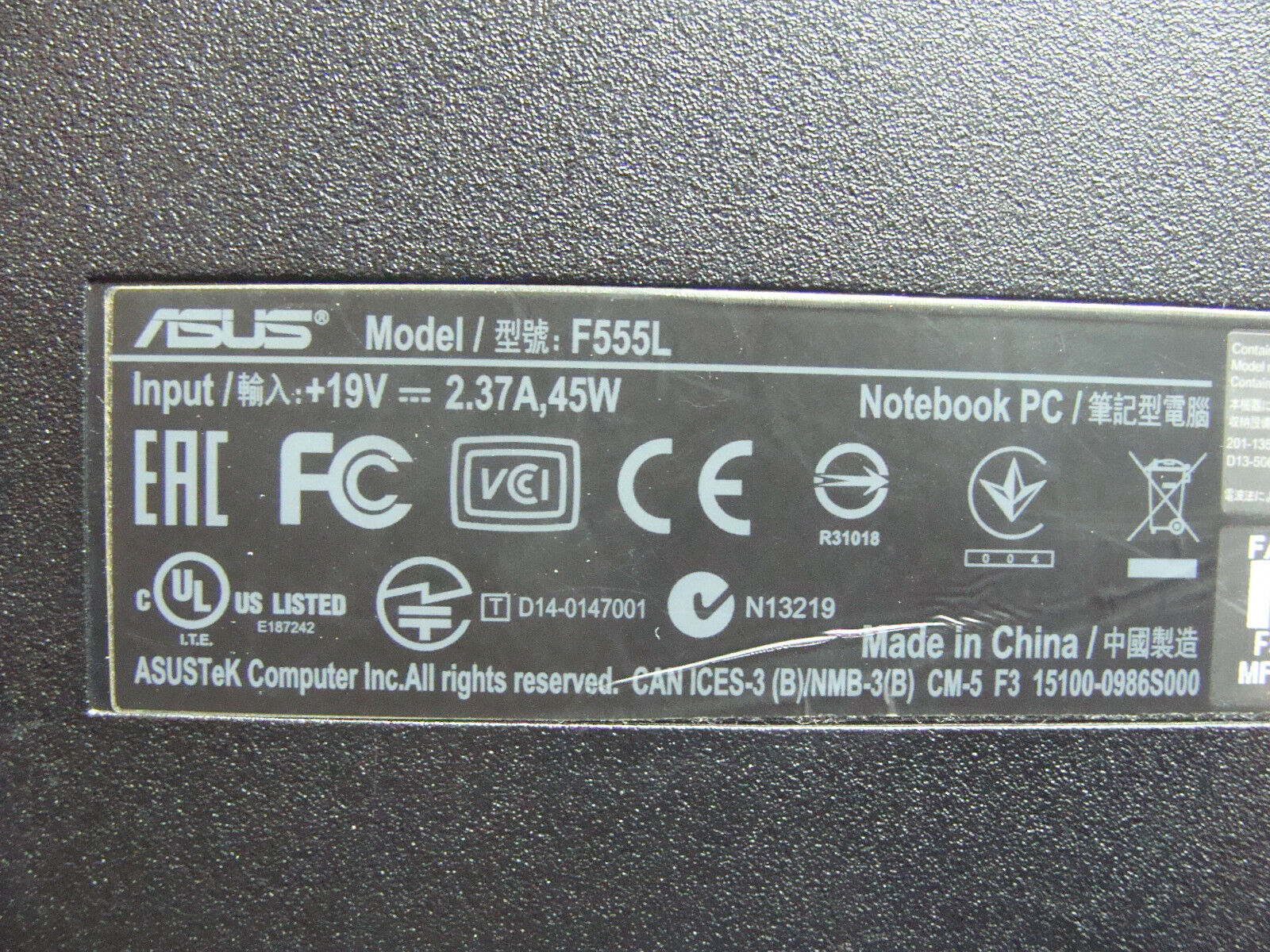 Asus F555LA-AB31 15.6