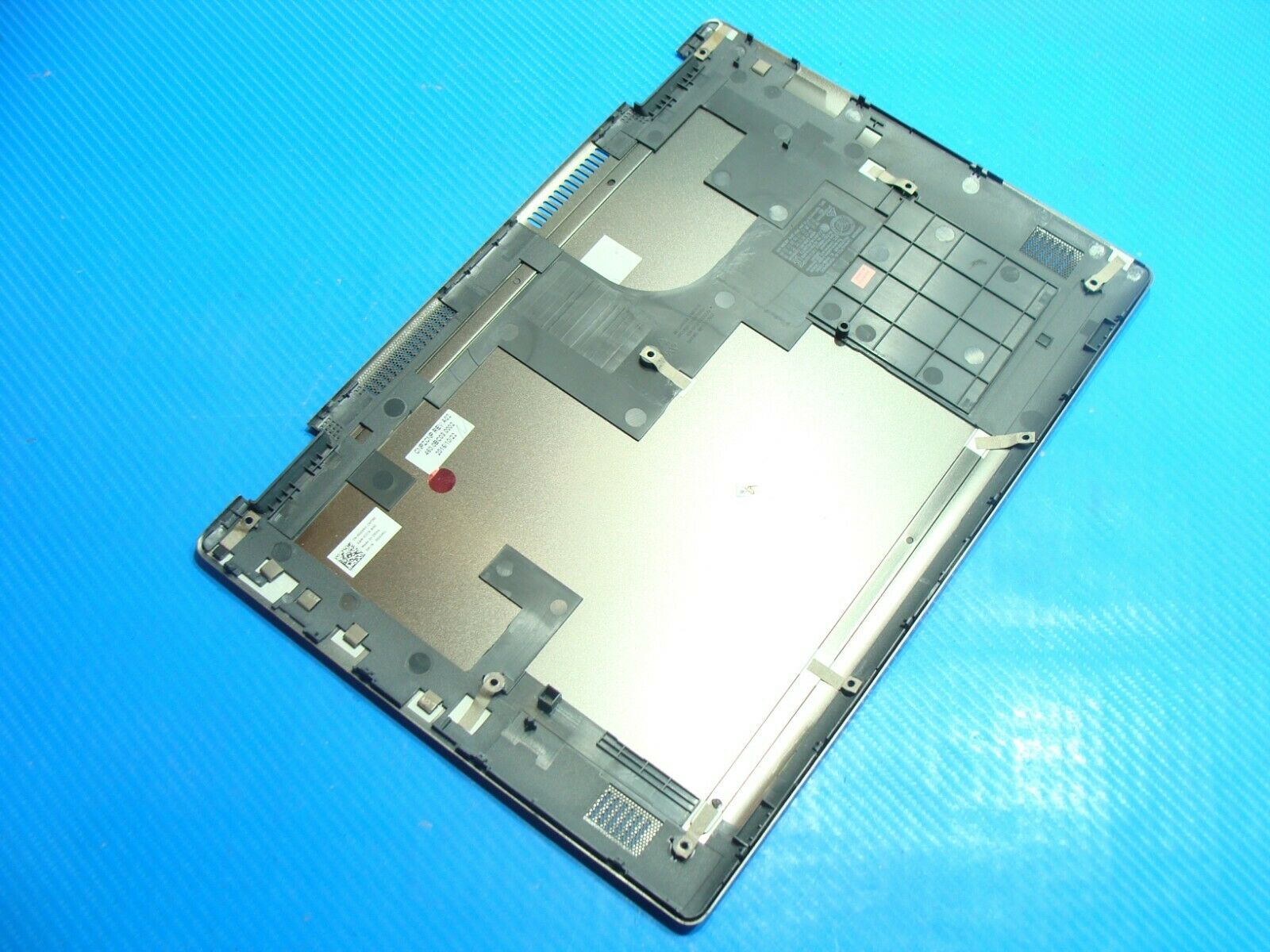 Dell Latitude 13 3379 13.3