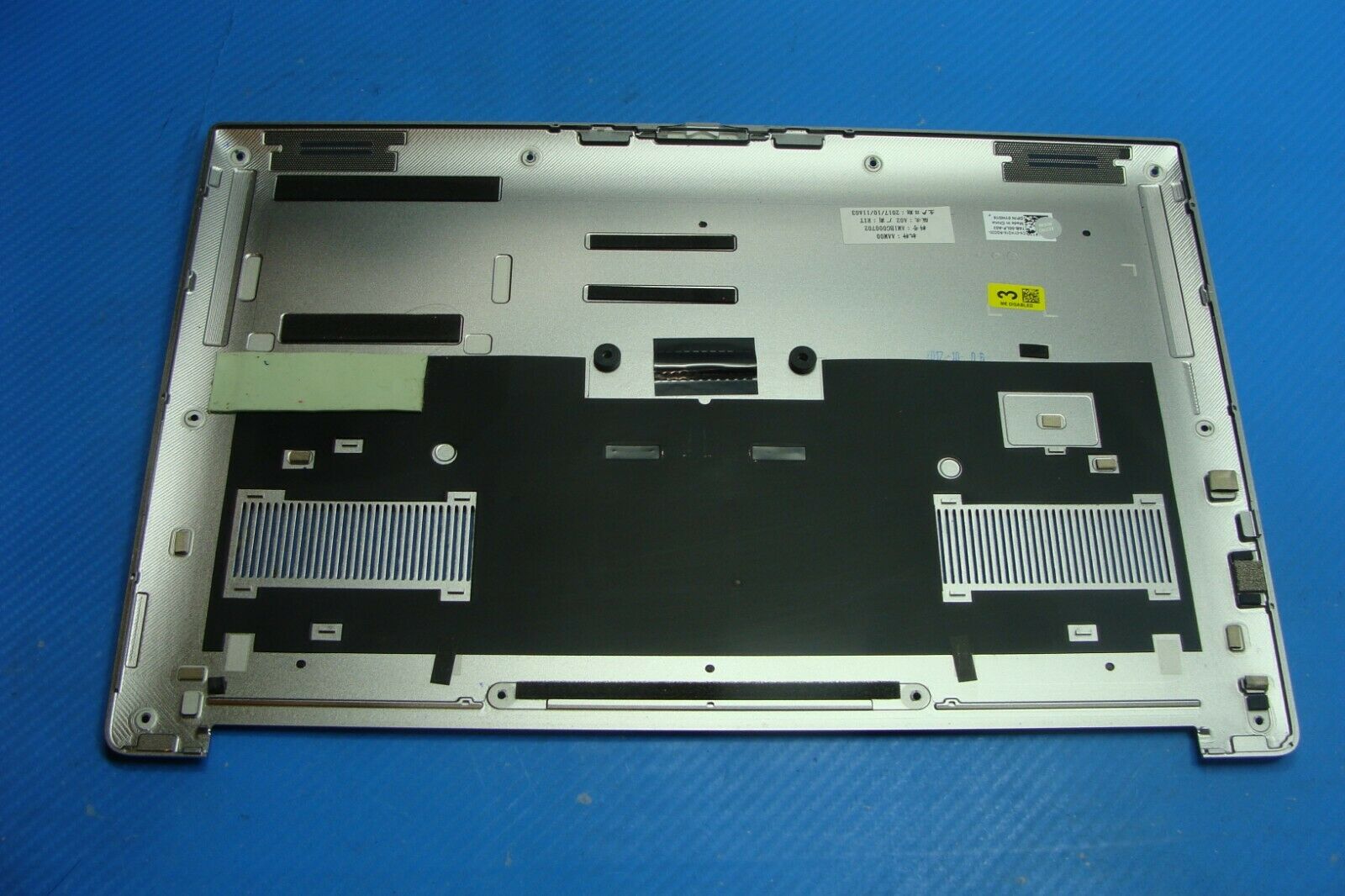 Dell XPS 15 9560 15.6