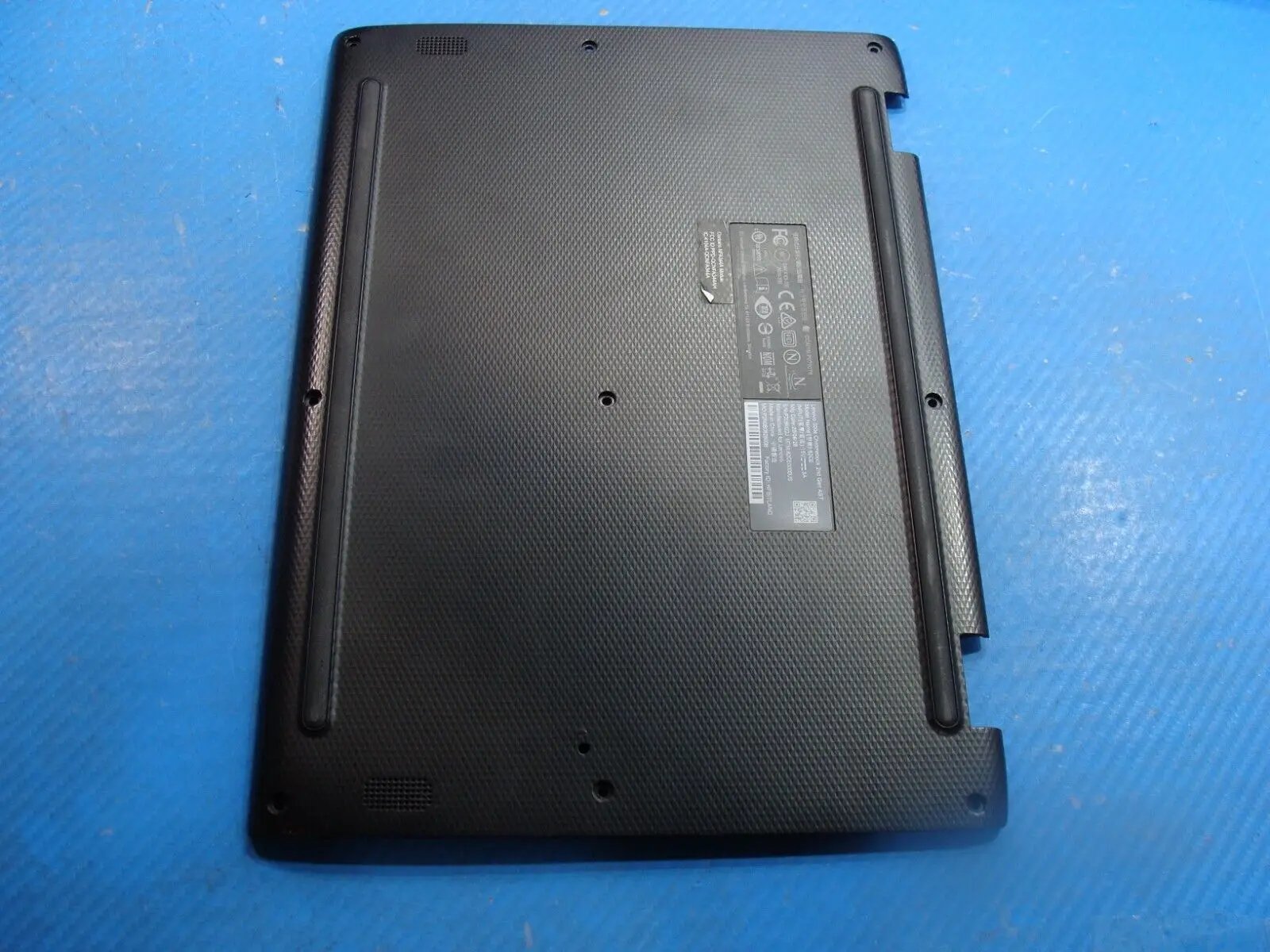 Lenovo Chromebook 300e 2nd Gen AST-82CE 11.6