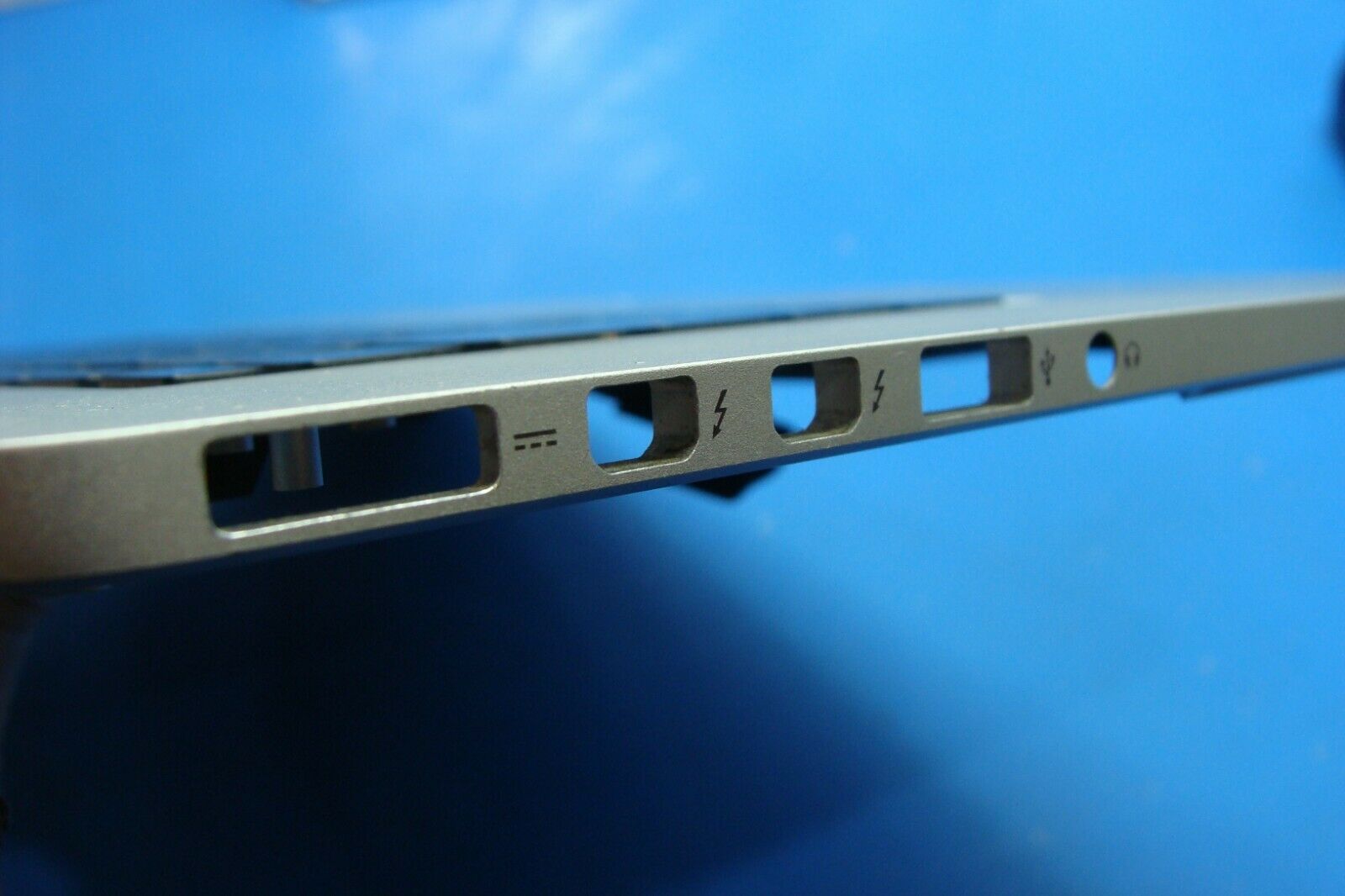 MacBook Pro A1398 MJLQ2LL/A MJLT2LL/A Mid 2015 15