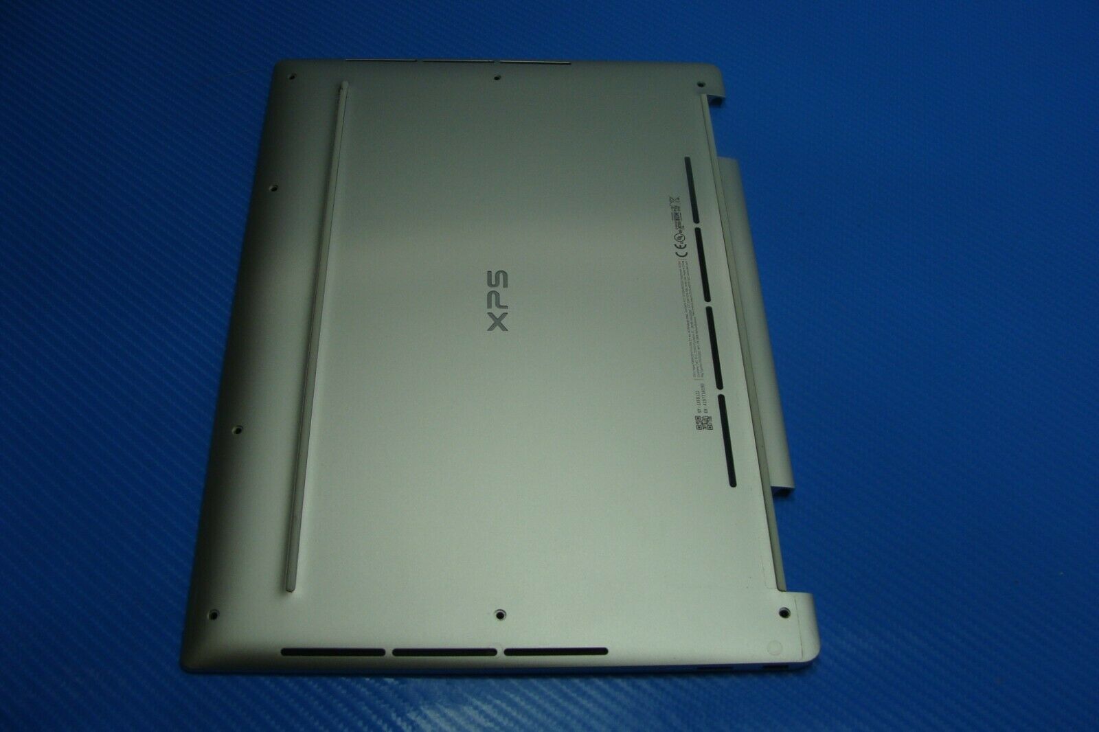 Dell XPS 13 7390 13.3