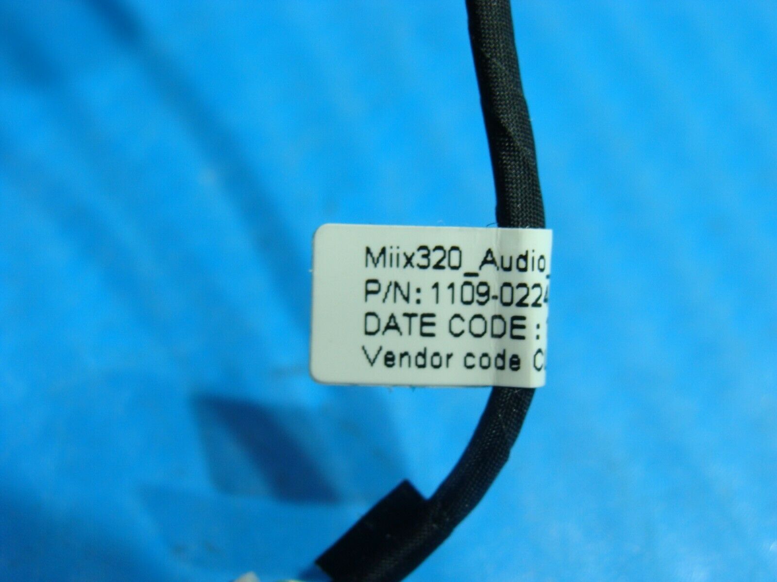 Lenovo MiiX 320-10ICR 10.1