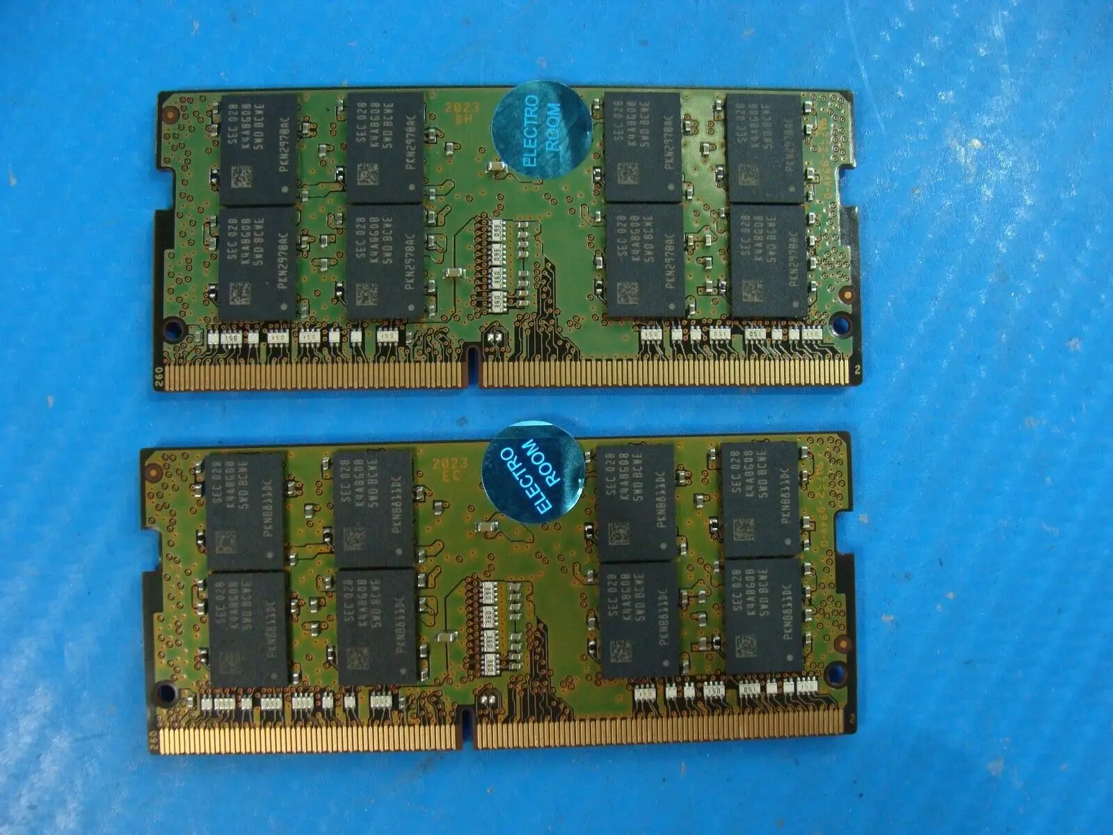 Dell 3551 Samsung 32GB (2x16GB) PC4-3200AA SO-DIMM Memory RAM M471A2K43DB1-CWE