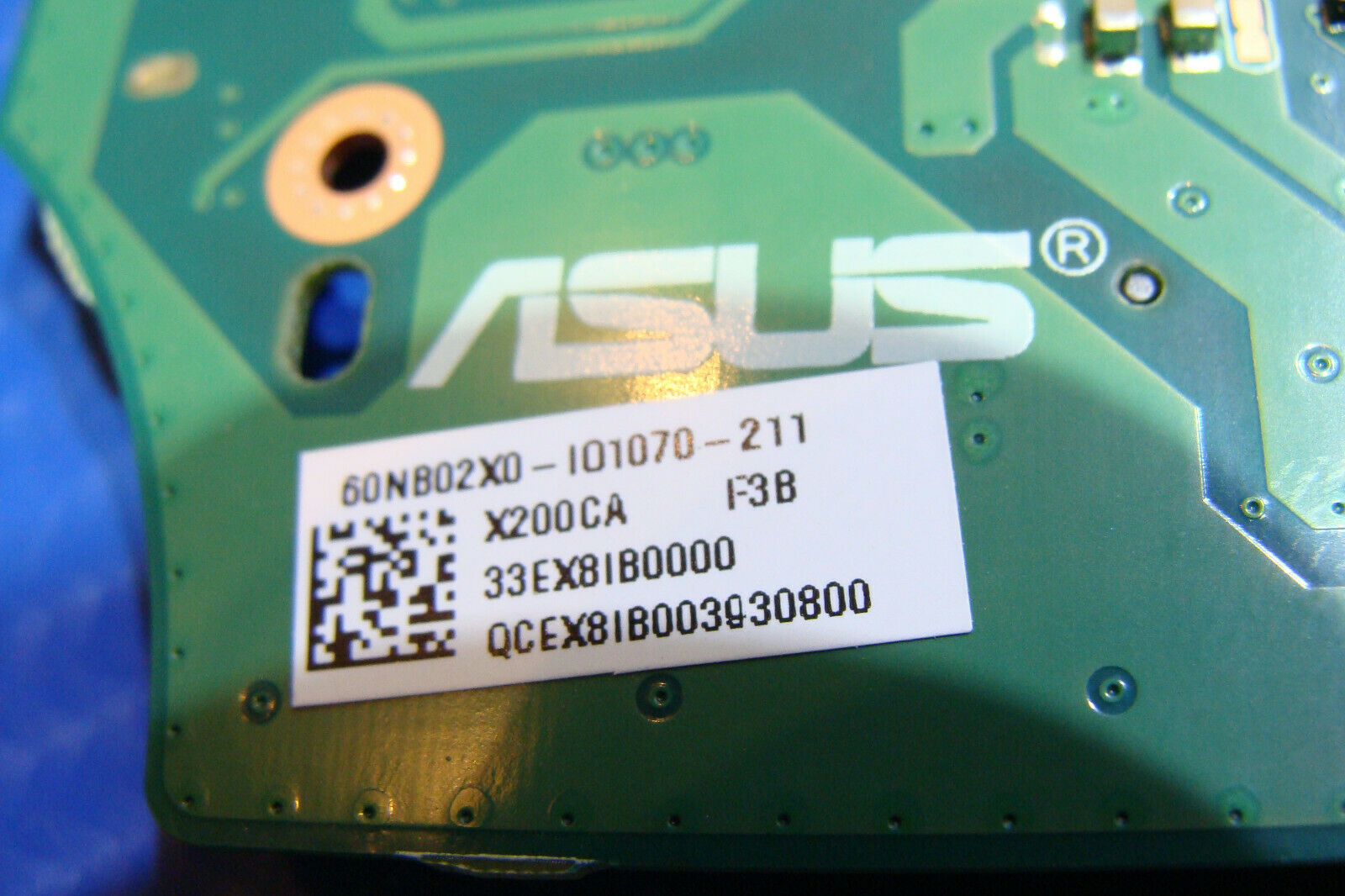 Asus X200CA-HCL1104G 11.6