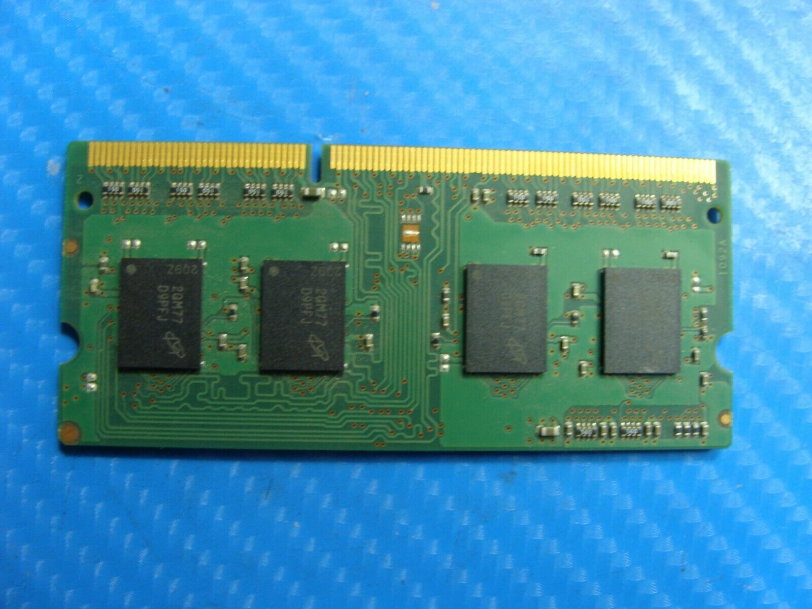 Apple A1278 Laptop Micron 2GB Memory PC3L-12800S-11-13-C3 MT8JTF25664HZ-1G6M1 