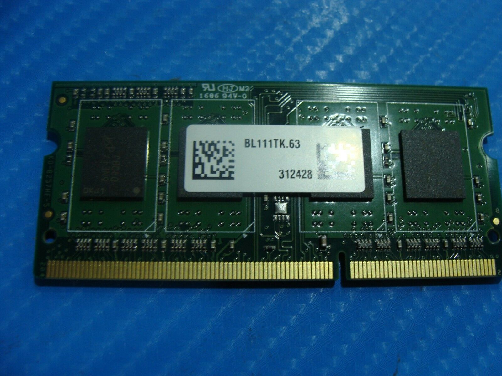 MacBook Pro A1286 Crucial 4Gb DDR3L-1600 SO-DIMM Memory RAM ct4g3s160bjm.m8fed 