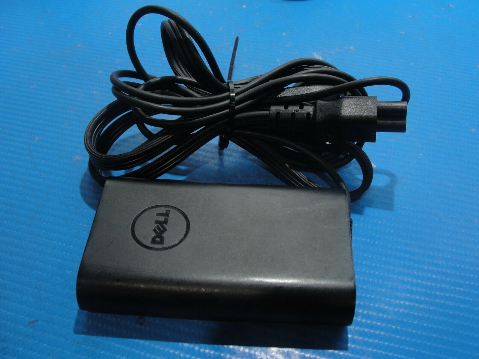 Genuine Dell AC Adapter Power Charger 19.5V 3.34A 65W LA65NM130 0JNKWD 