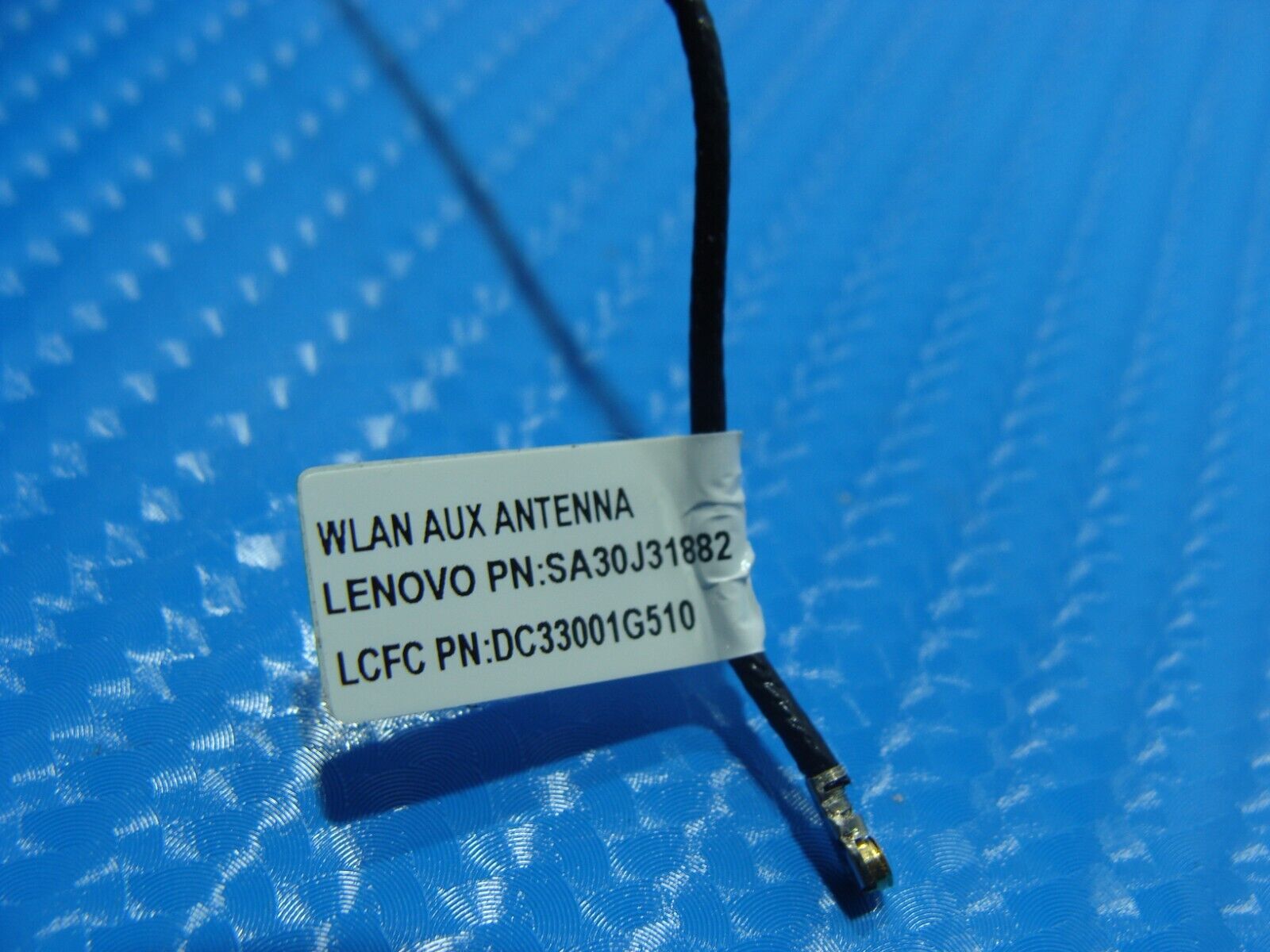 Lenovo ThinkPad 14” X1 Carbon 6th Gen OEM WiFi Antennas DC33001G500 SA30J31880