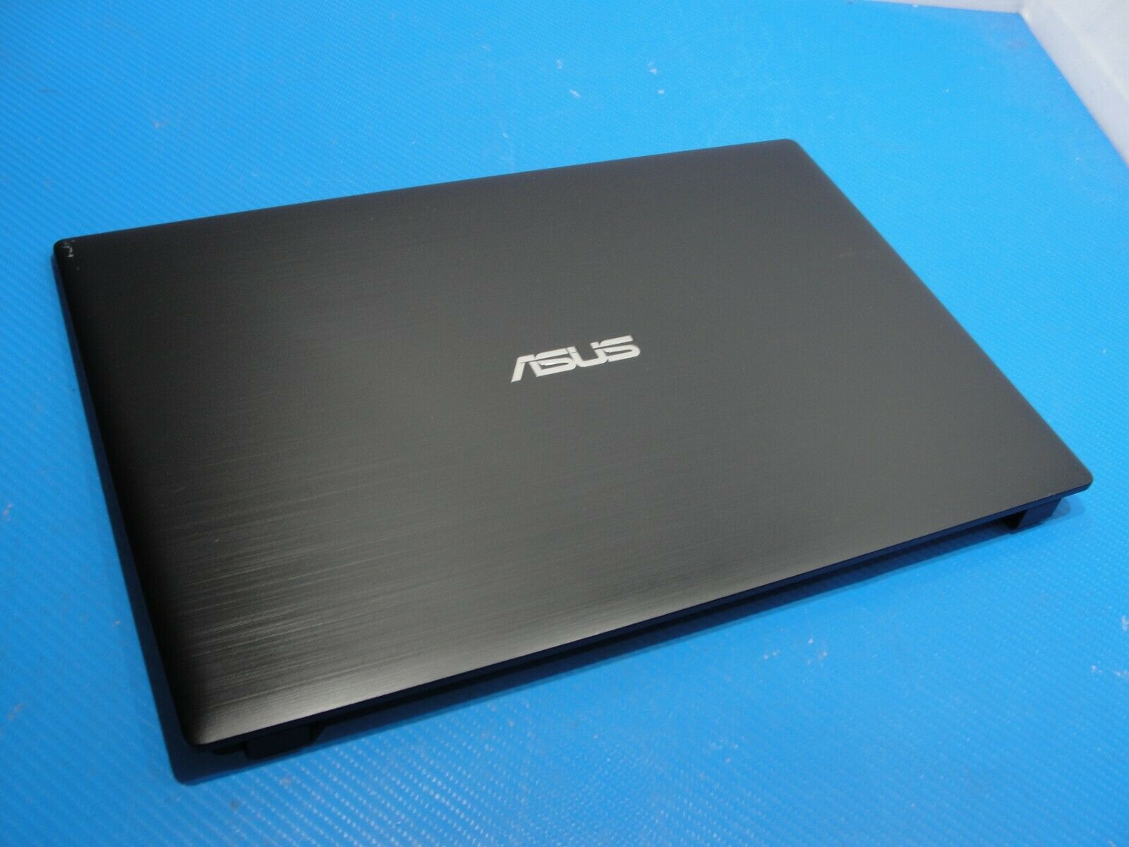 Asus 15.6