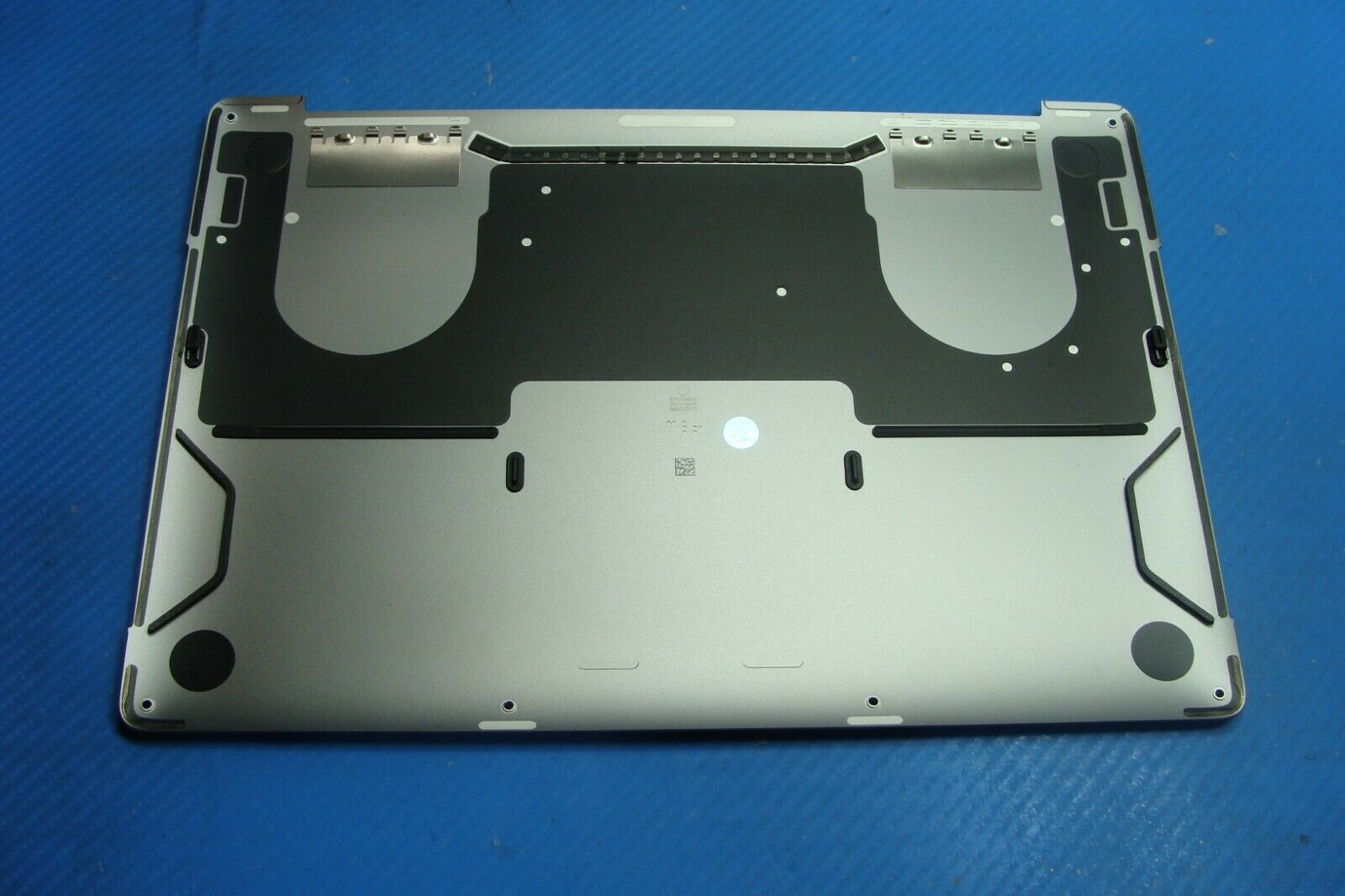 MacBook Pro A2251 13