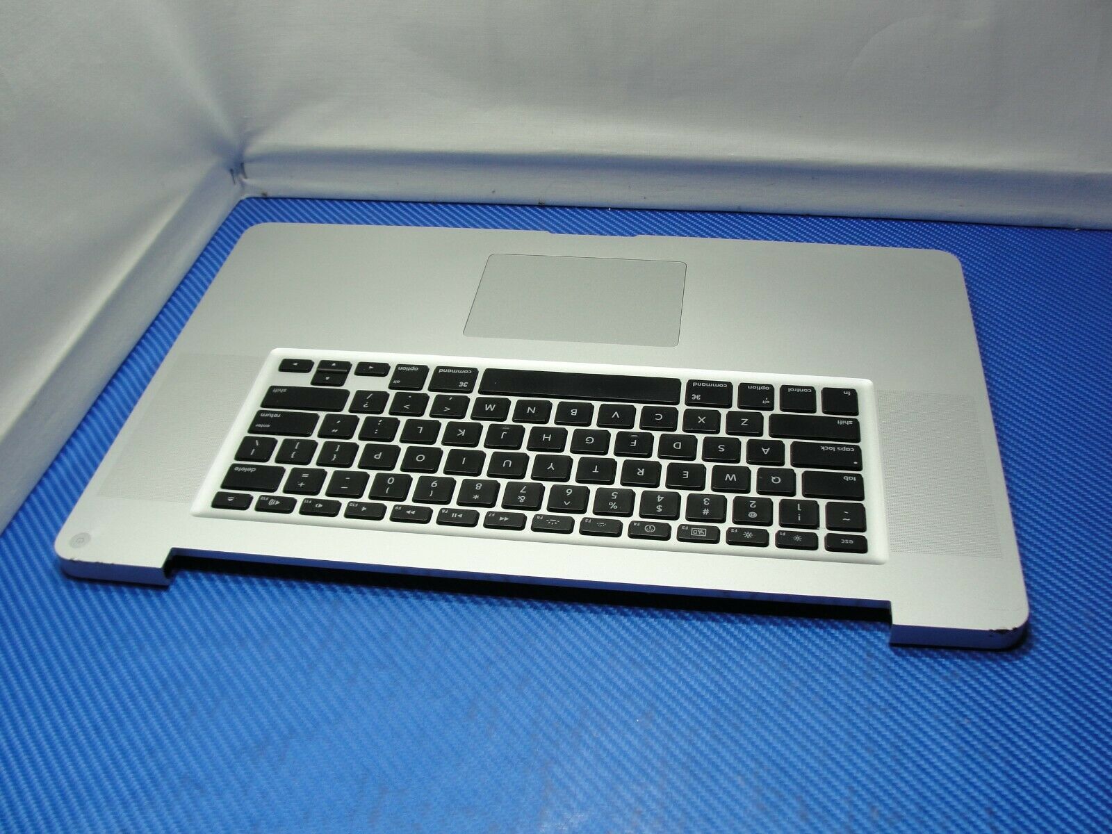 MacBook Pro 17