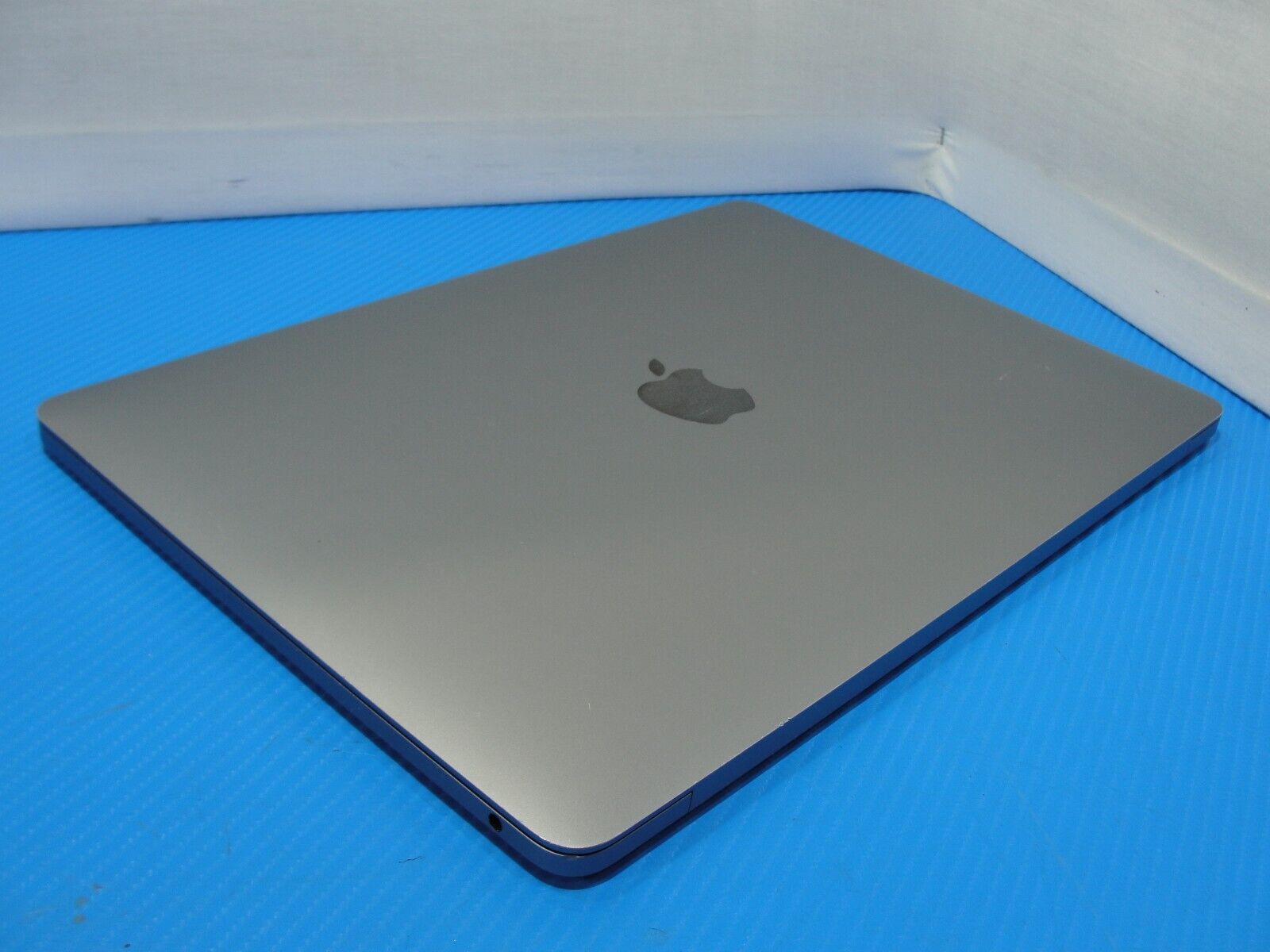 Apple MacBook Pro 13