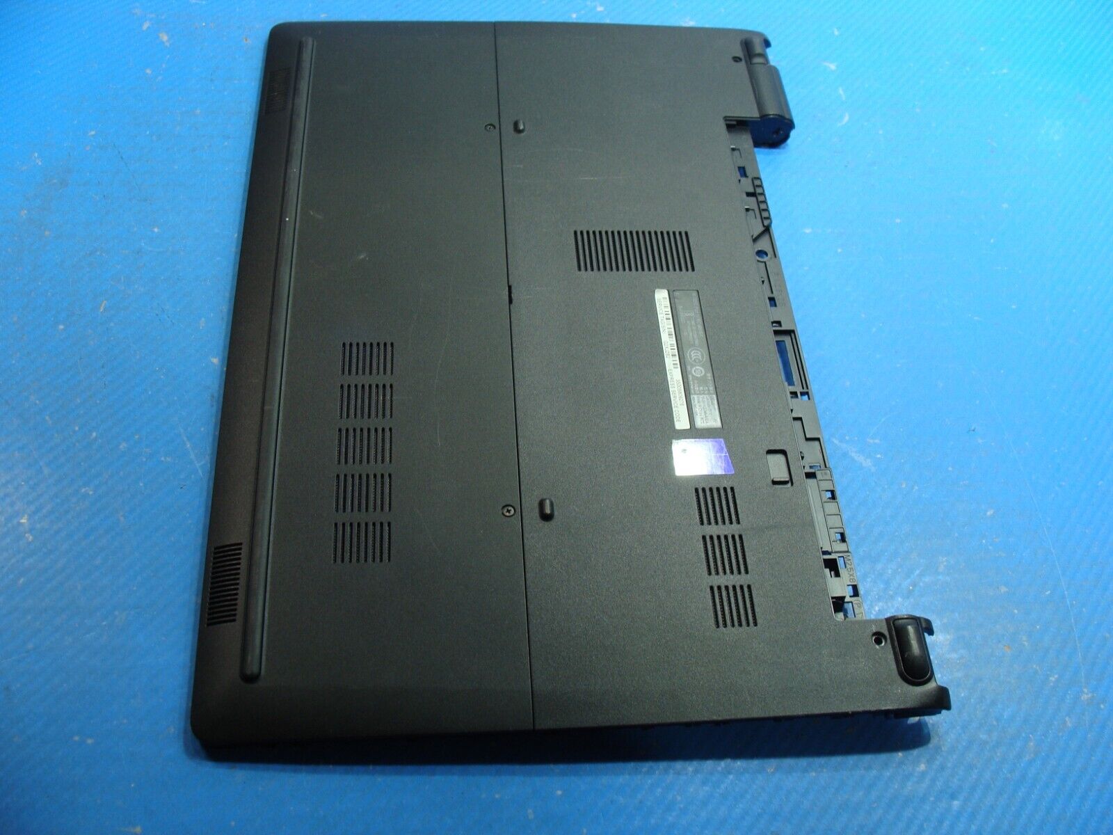 Dell Latitude 3570 15.6 Genuine Laptop Bottom Case w/Cover Door 460.05905.0003