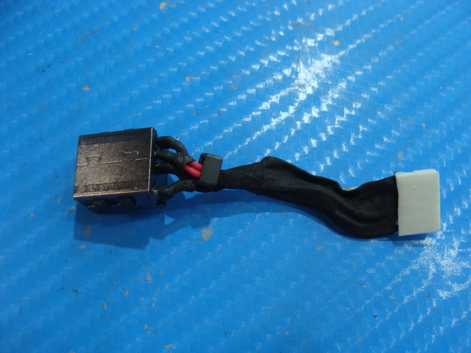 Dell Precision 15.6” 15 3541 OEM DC IN Power Jack w/Cable W3P6G DC301013900