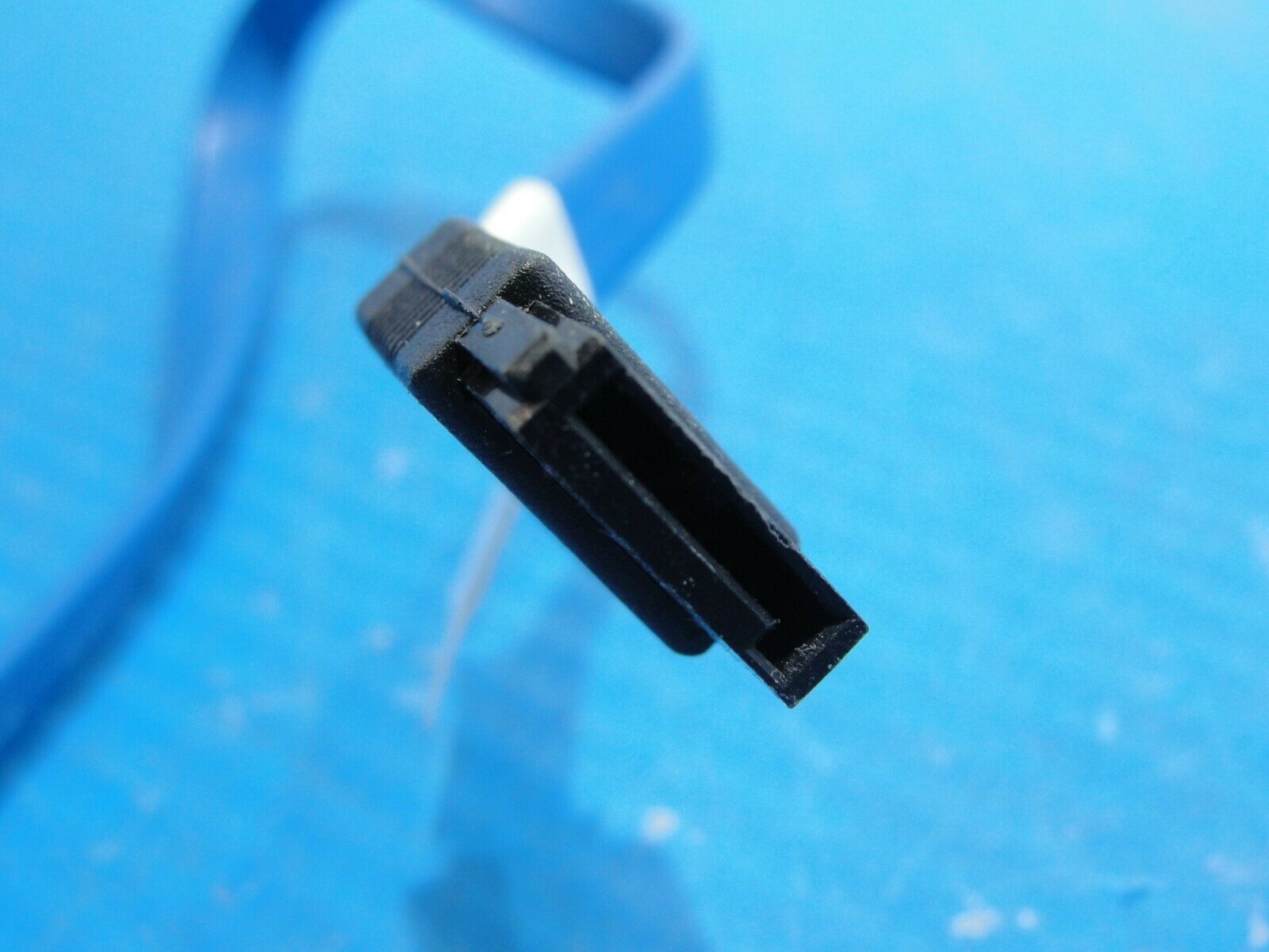 Dell Inspiron 3647 Genuine Desktop SATA Blue Cable 3GC6N - Laptop Parts - Buy Authentic Computer Parts - Top Seller Ebay