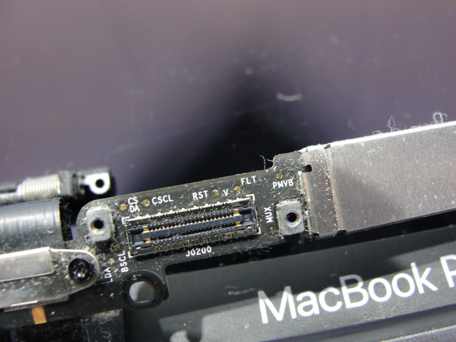 MacBook Pro A1989 13