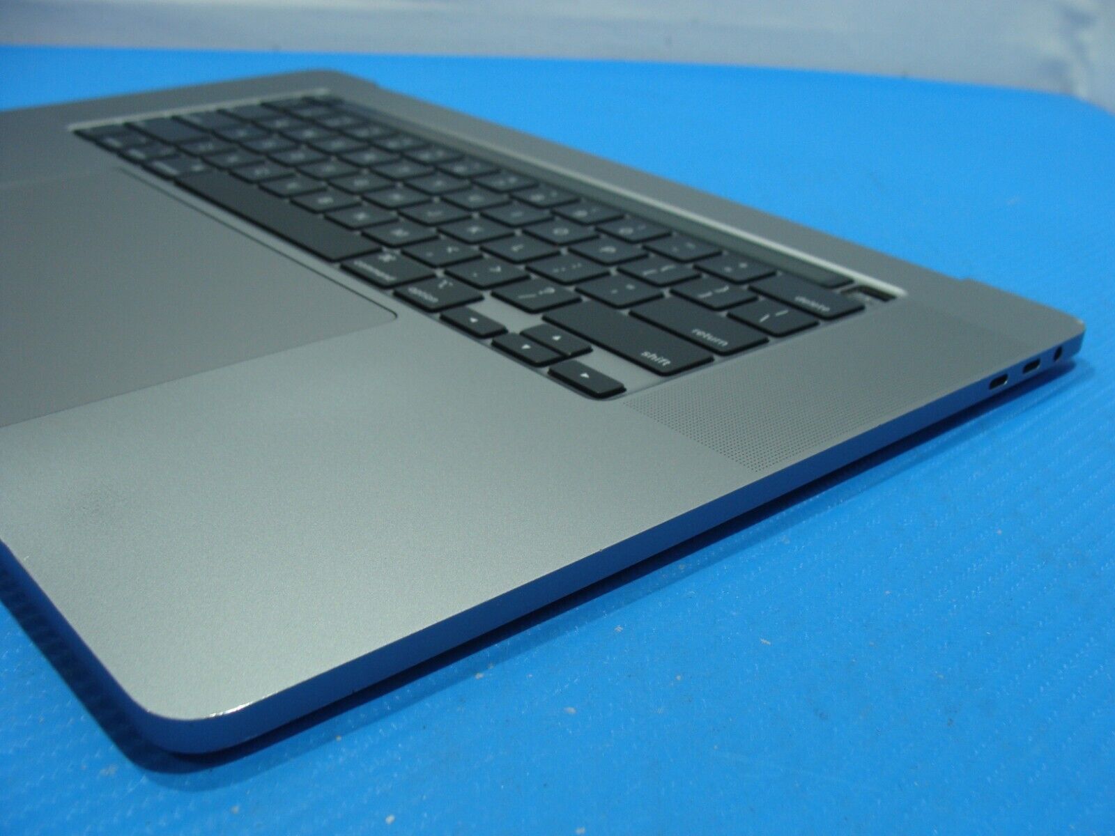 MacBook Pro 16