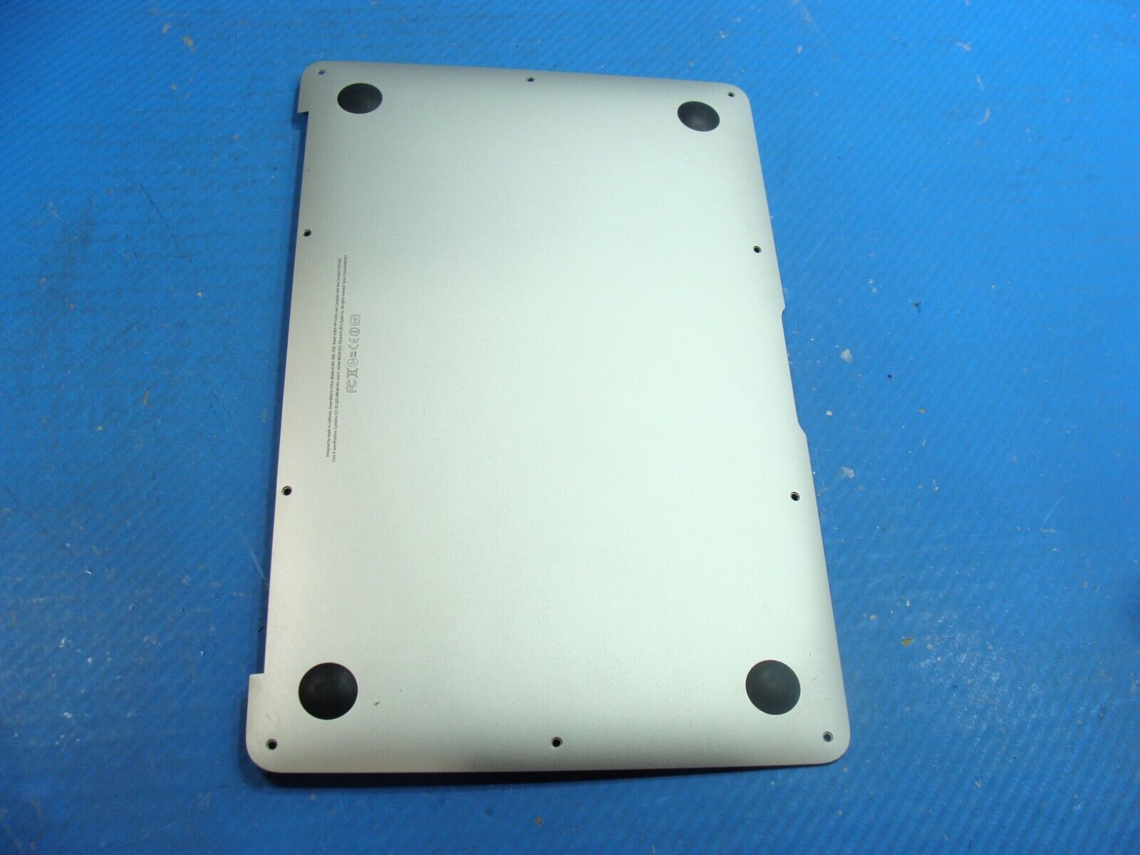 MacBook Air 11 A1465 Mid 2012 MD223LL/A MD224LL/A Bottom Case Silver 923-0121