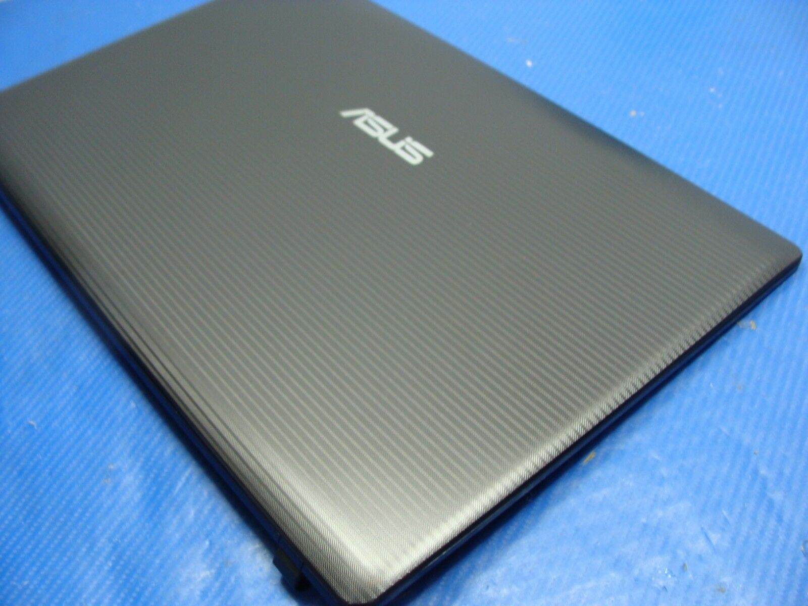 Asus 15.6