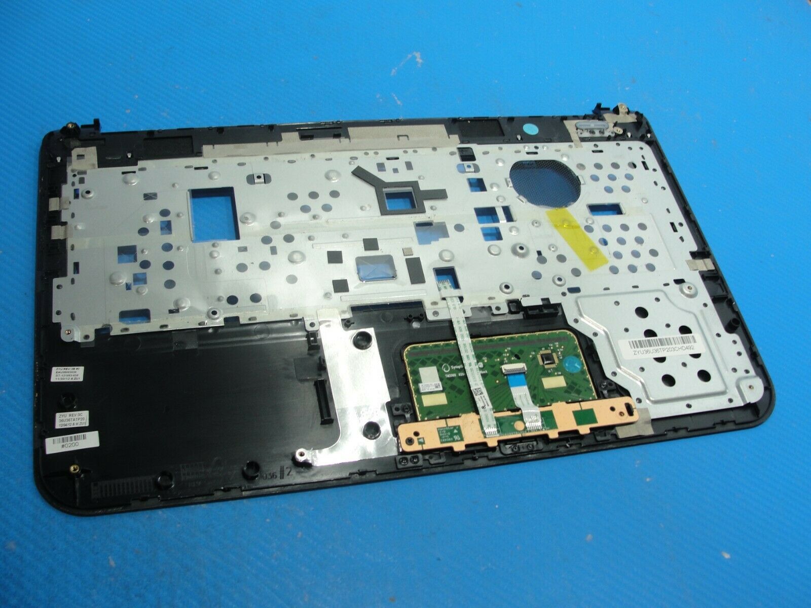 HP Pavilion 15-b119wm 15.6