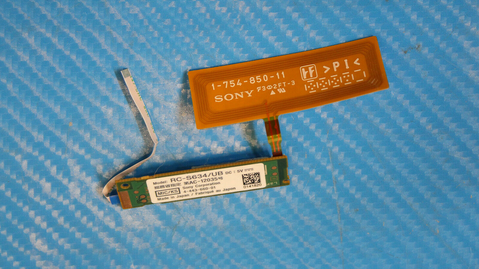 Sony Vaio SVD11225CYB 11.6