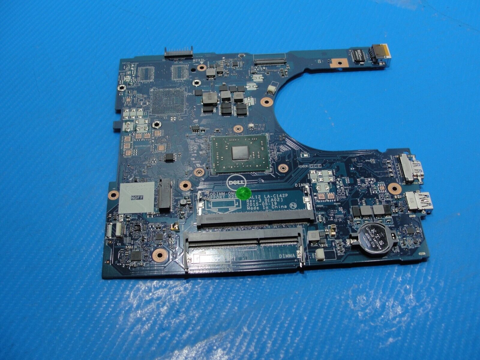 Dell inspiron 15-5555 AMD 8 Laptop sold parts