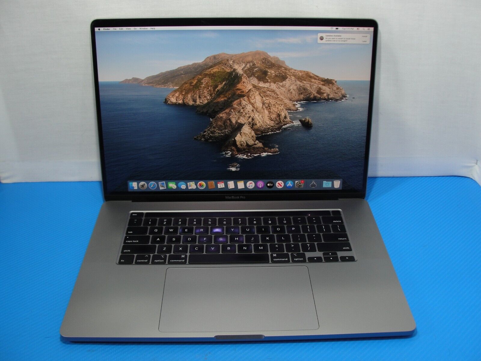 Apple MacBook Pro 16 2019 Core i9-9 1TB 16GB AMD Radeon Pro 5500M 8GB A2141/BTO