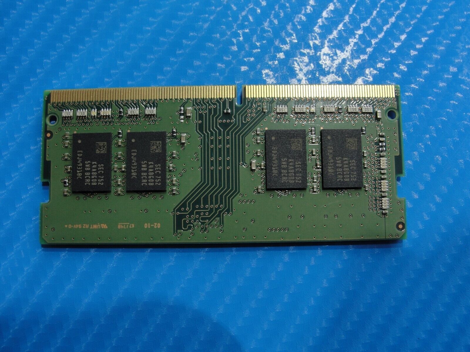 Dell 5579 Samsung 8GB 1Rx8 Memory RAM So-Dimm PC4-2400T M471A1K43BB1-CRC