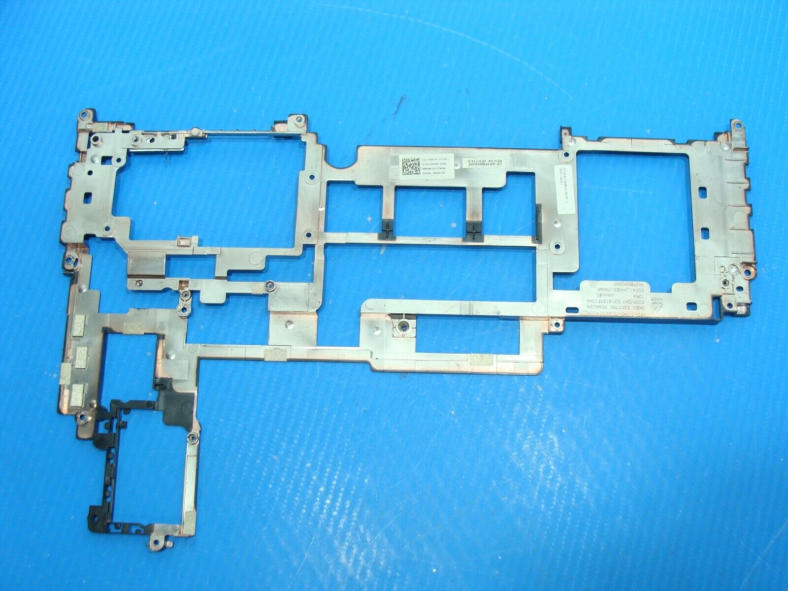 Dell Latitude 5400 14 Genuine Middle Frame Base Chassis N60T0