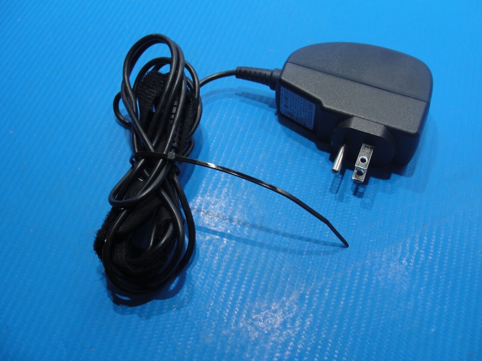 Genuine APD AC Power Adapter 19V 1.58A 30W WA-30B19U 0C830M