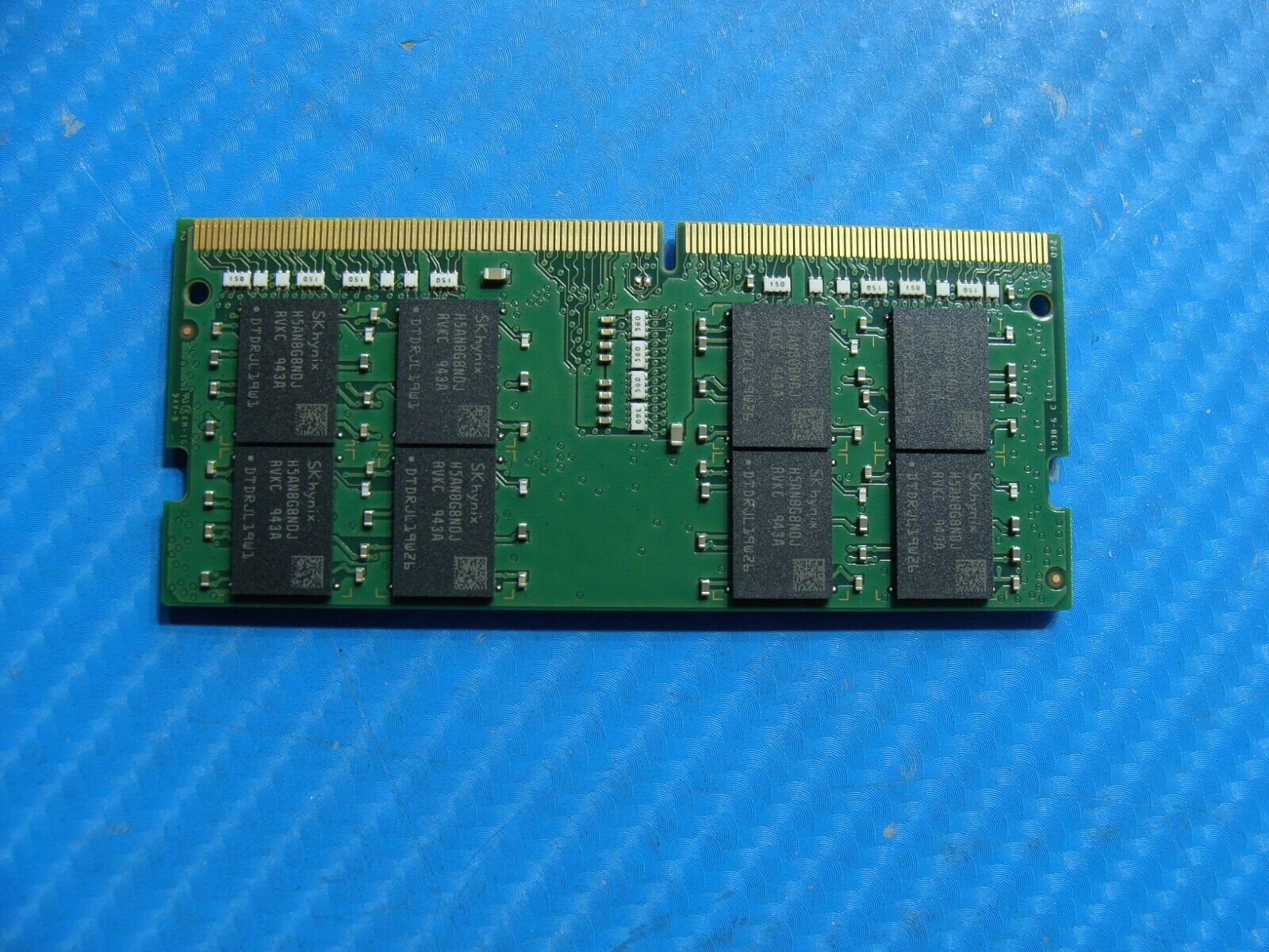 Dell 5300 So-Dimm SK Hynix 16GB 2Rx8 Memory Ram PC4-2666V HMA82GS6DJR8N-VK