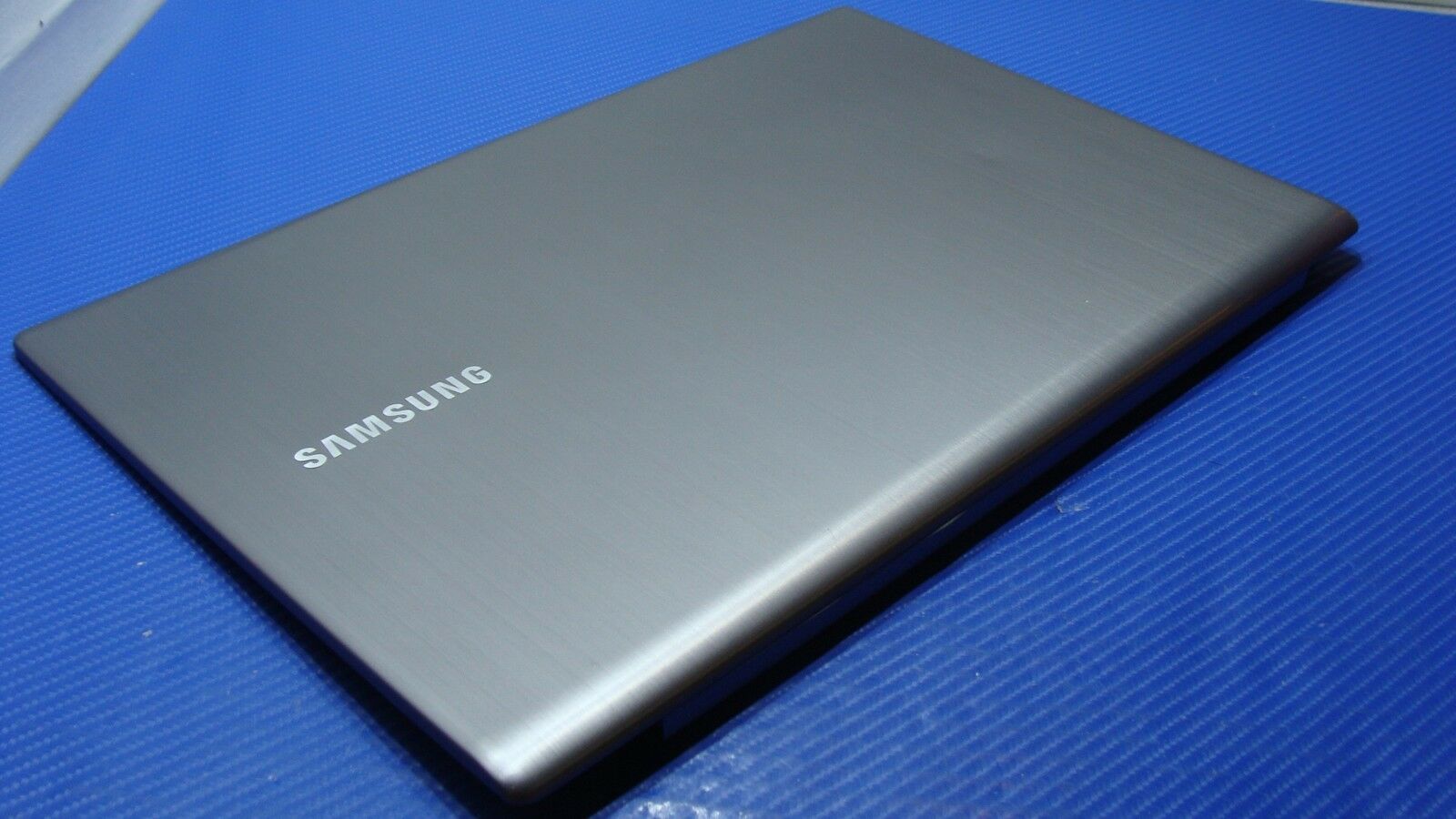 Samsung NP700Z5B 15.6