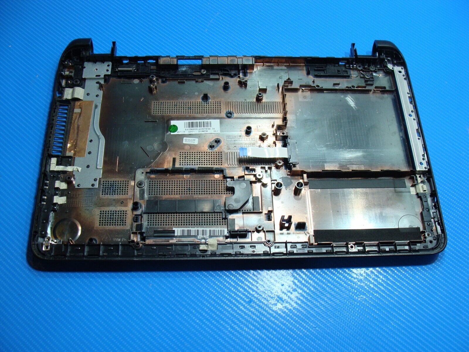 HP 15-f211wm 15.6