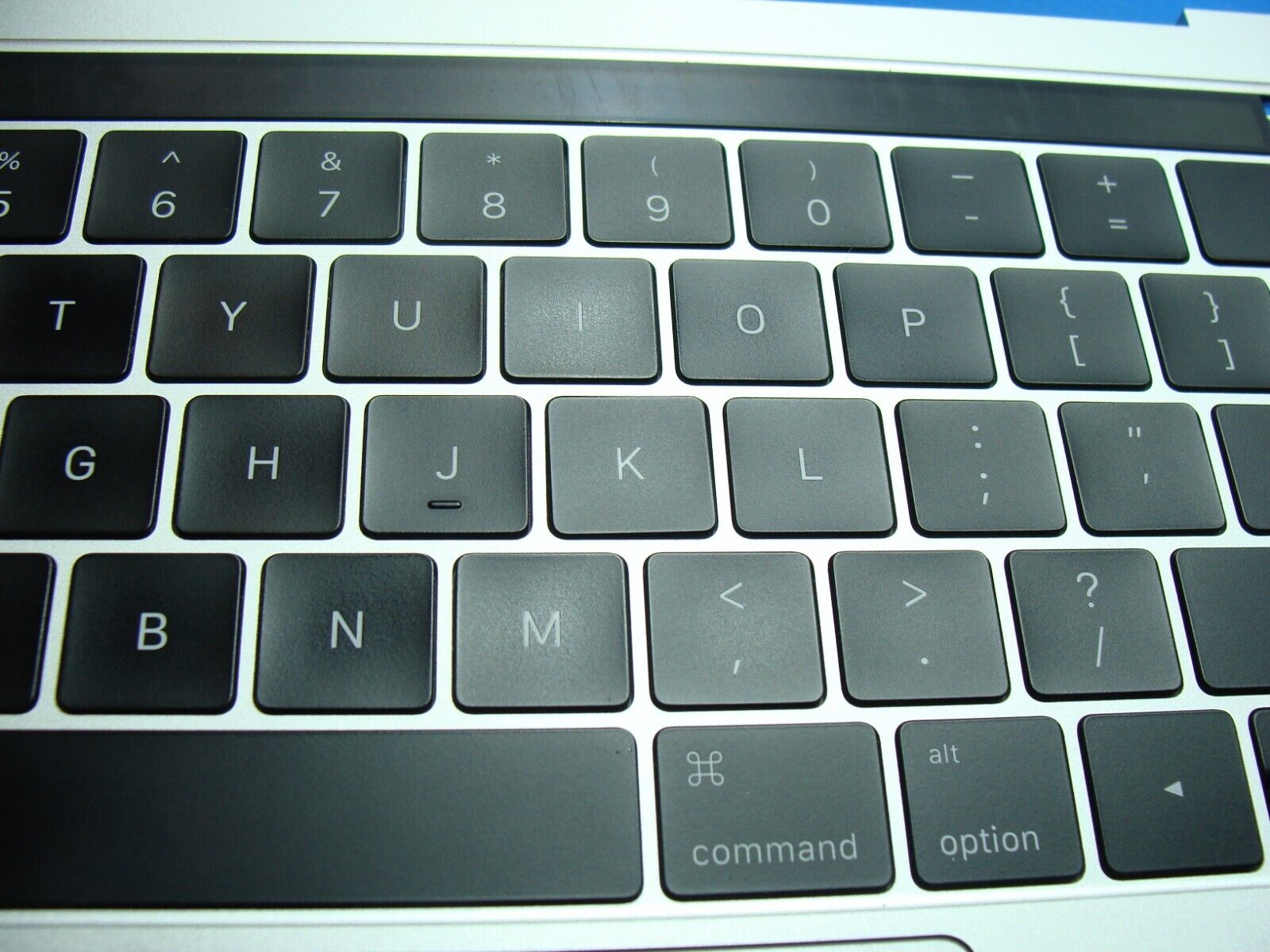 MacBook Pro A1706 13