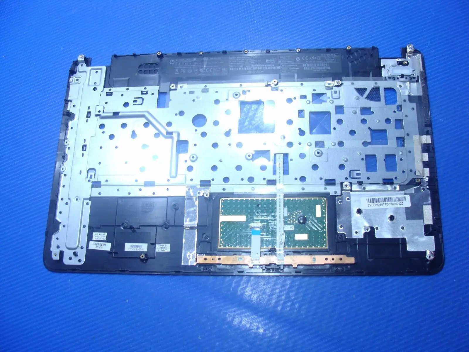 HP Pavilion 17.3