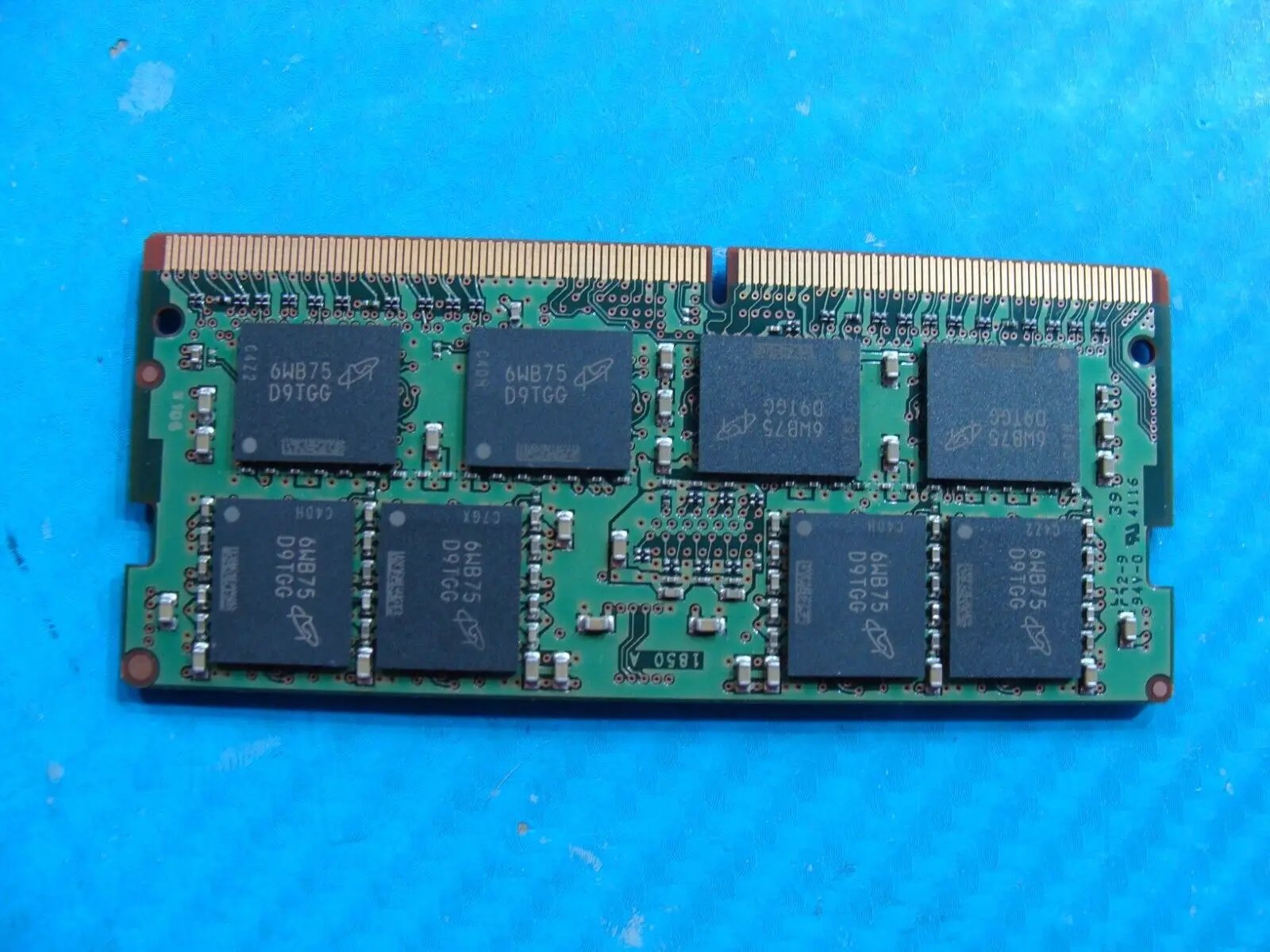 Dell E5570 Micron 8GB 2Rx8 PC4-2133P Memory RAM SO-DIMM MTA16ATF1G64HZ-2G1B1