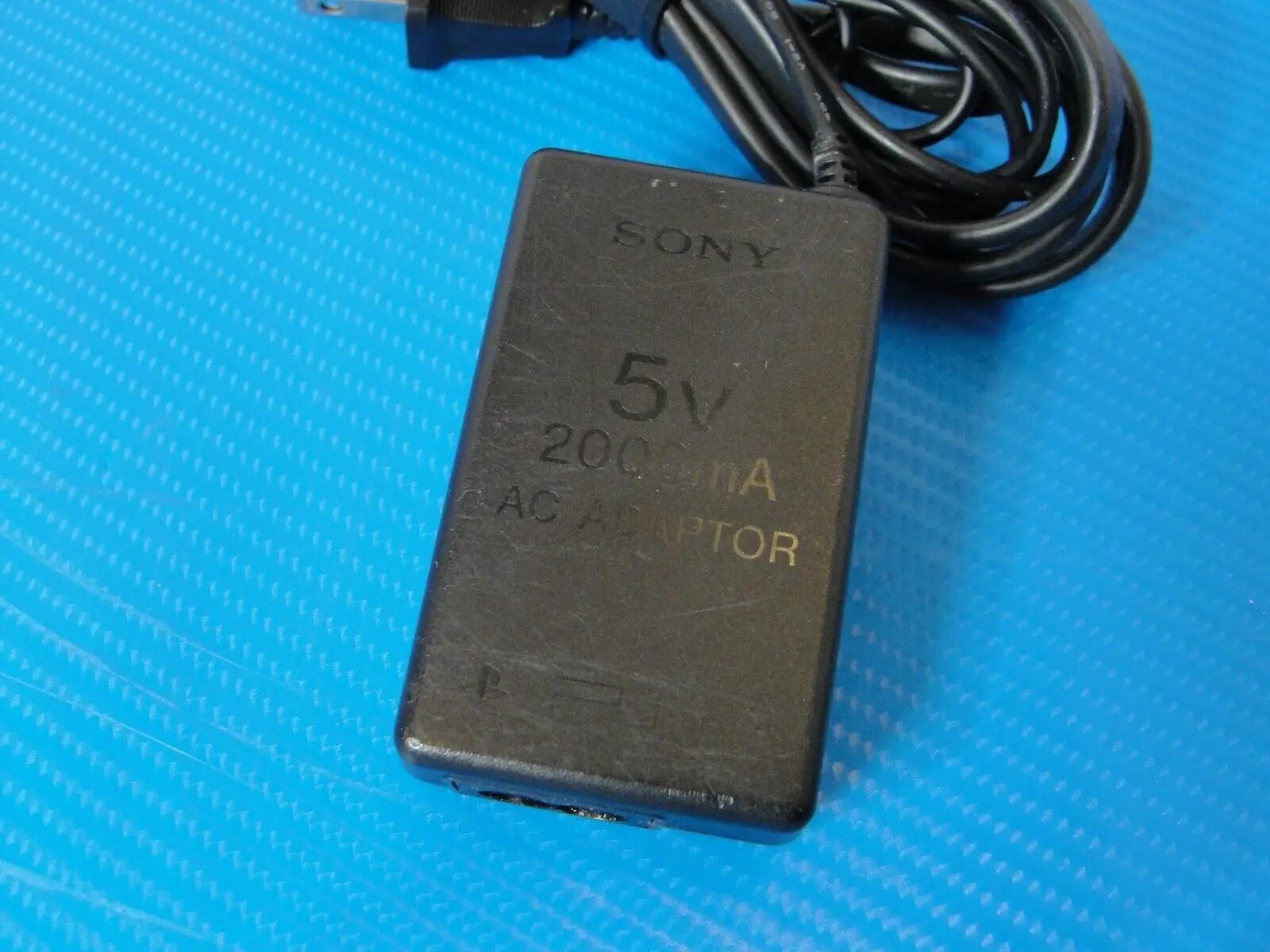 Genuine Sony PSP-100 Charger 5V 2000mA AC Adapter For Sony PSP 1001 2001 3001