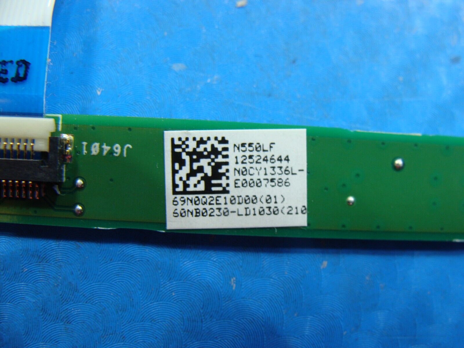 Asus 15.6 Q550LF-BBI7T07 Genuine LED Board w/Cable 69N0Q2E10D00 60NB0230-LD1030