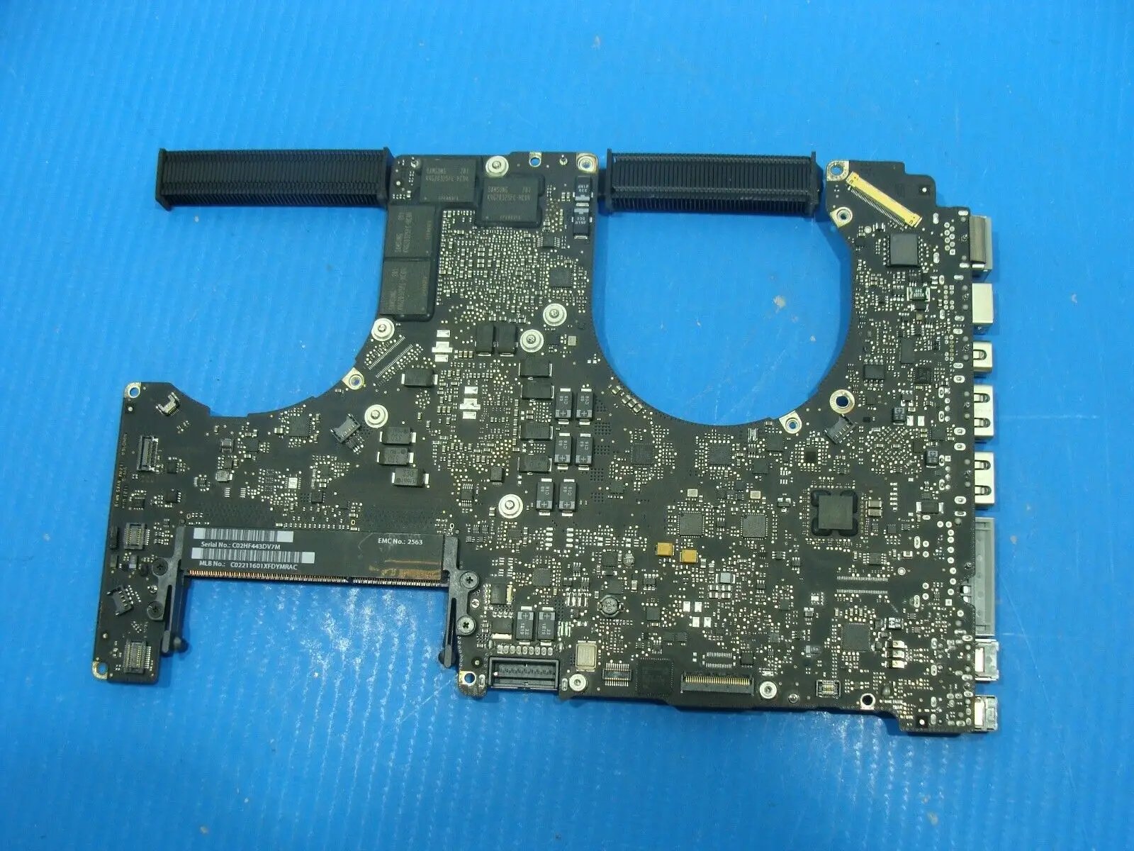 MacBook Pro A1286 2011 MD322LL/A 15