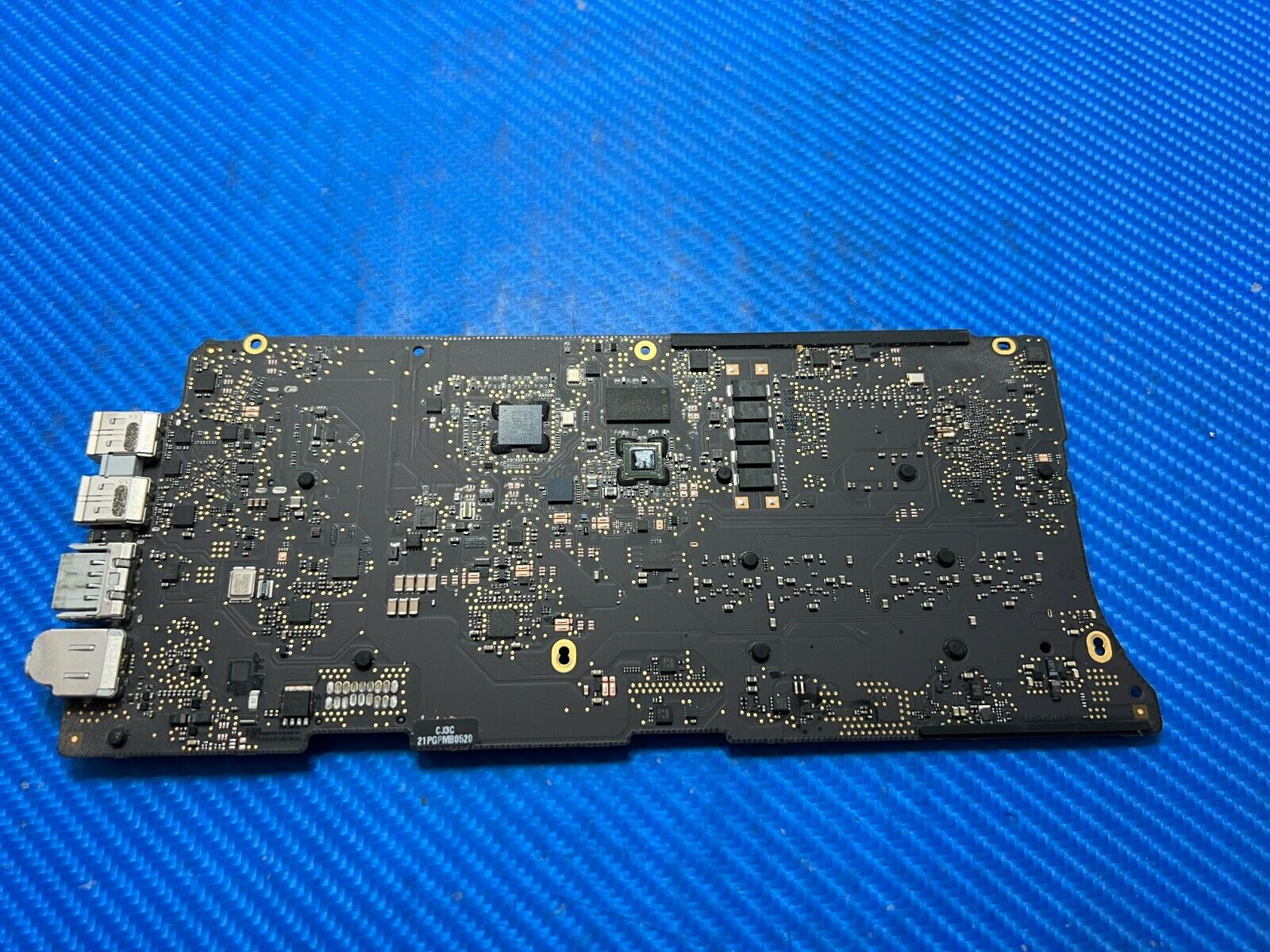 MacBook Pro A1502 2015 MF841LL/A Intel i5-5287u 2.9GHz 8GB Logic Board 661-02356