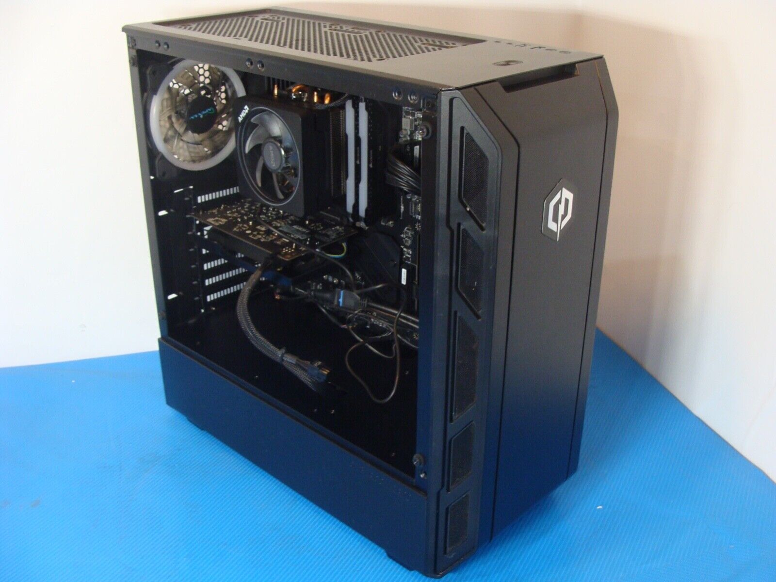 CyberPower PC C-Series Desktop Ryzen 7 32GB RAM 1TB SSD Gaming Plus MSI B550